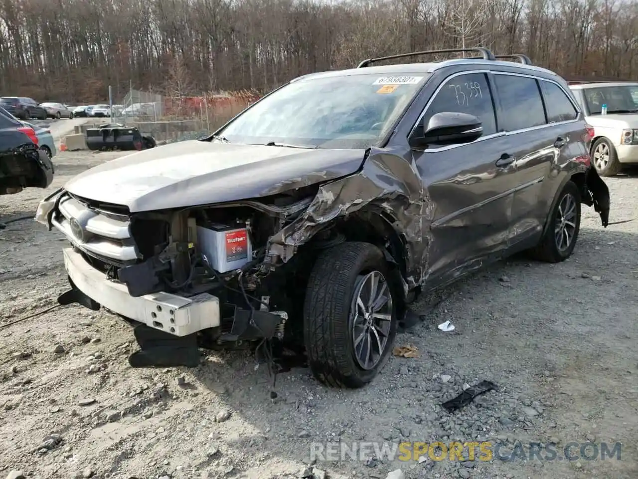 9 Photograph of a damaged car 5TDJZRFH8KS570078 TOYOTA HIGHLANDER 2019