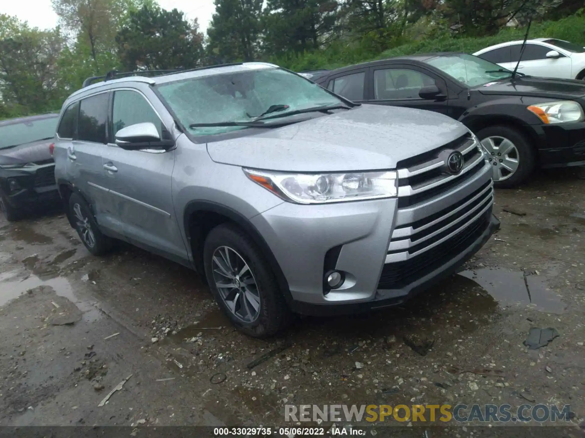 1 Фотография поврежденного автомобиля 5TDJZRFH8KS573885 TOYOTA HIGHLANDER 2019