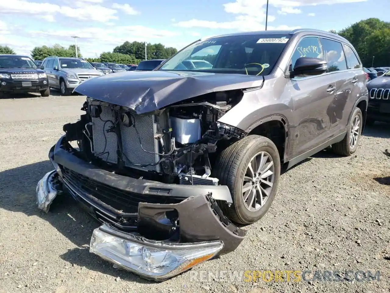 2 Photograph of a damaged car 5TDJZRFH8KS575703 TOYOTA HIGHLANDER 2019