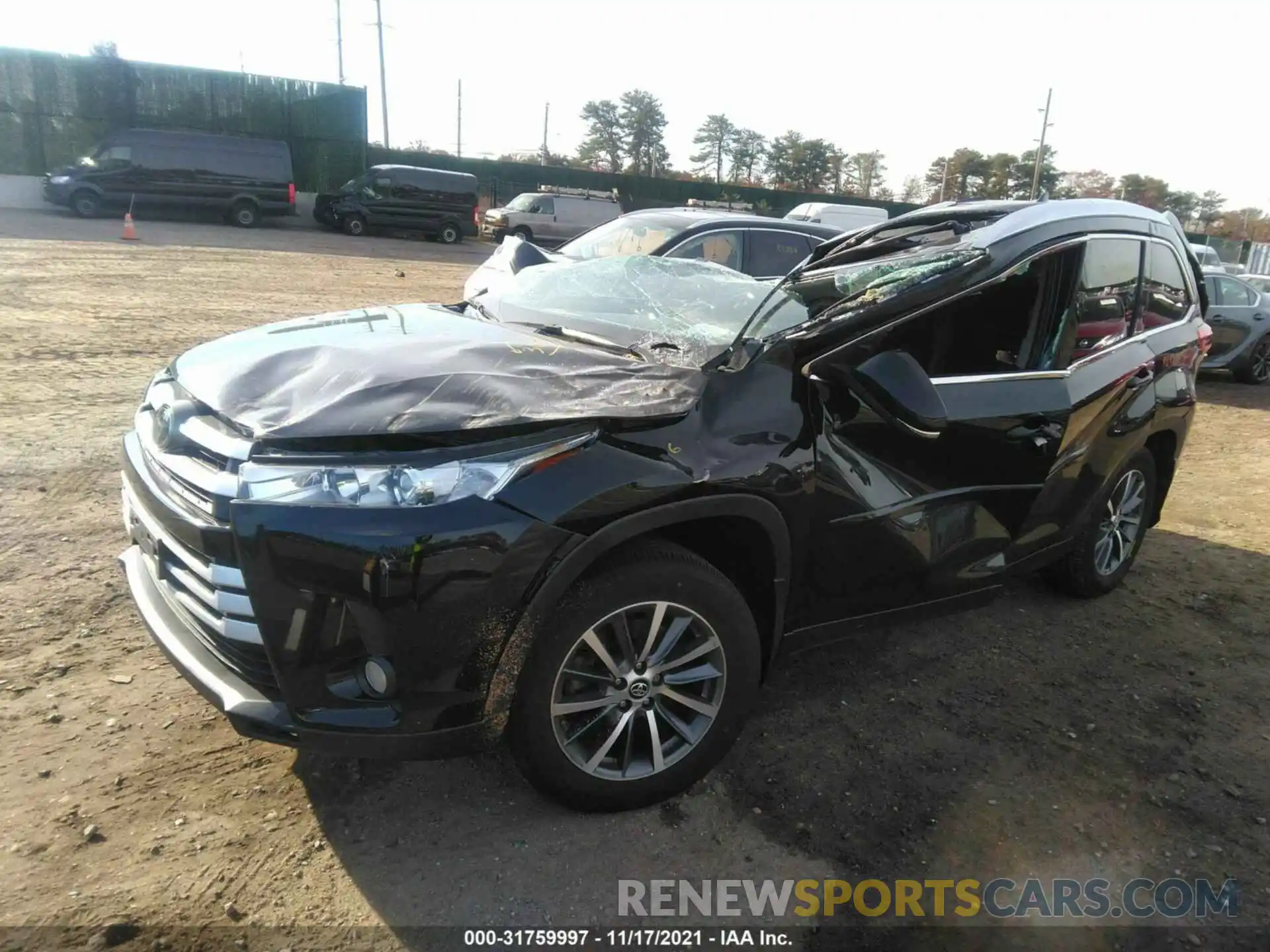 2 Фотография поврежденного автомобиля 5TDJZRFH8KS588600 TOYOTA HIGHLANDER 2019