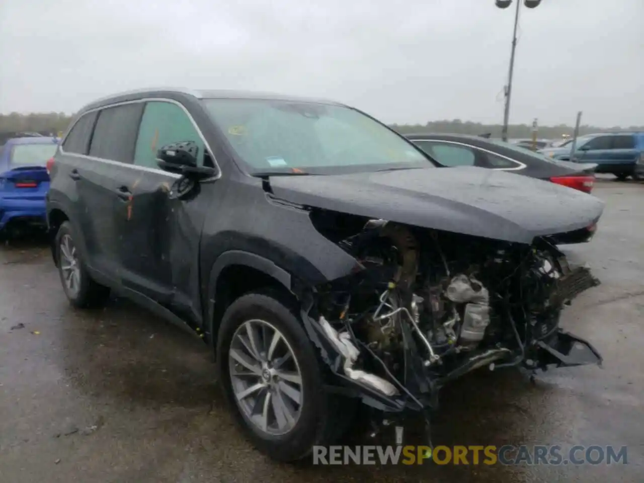 1 Photograph of a damaged car 5TDJZRFH8KS589536 TOYOTA HIGHLANDER 2019