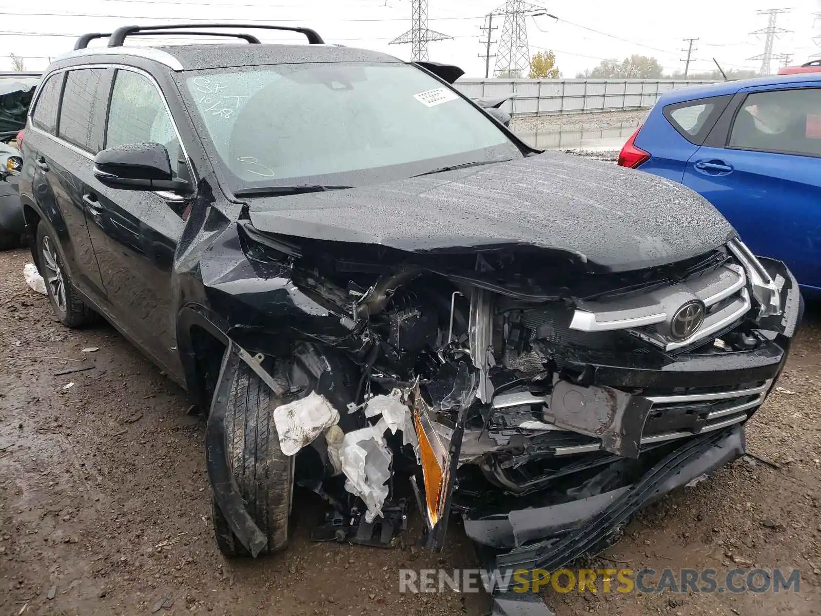 1 Photograph of a damaged car 5TDJZRFH8KS590735 TOYOTA HIGHLANDER 2019