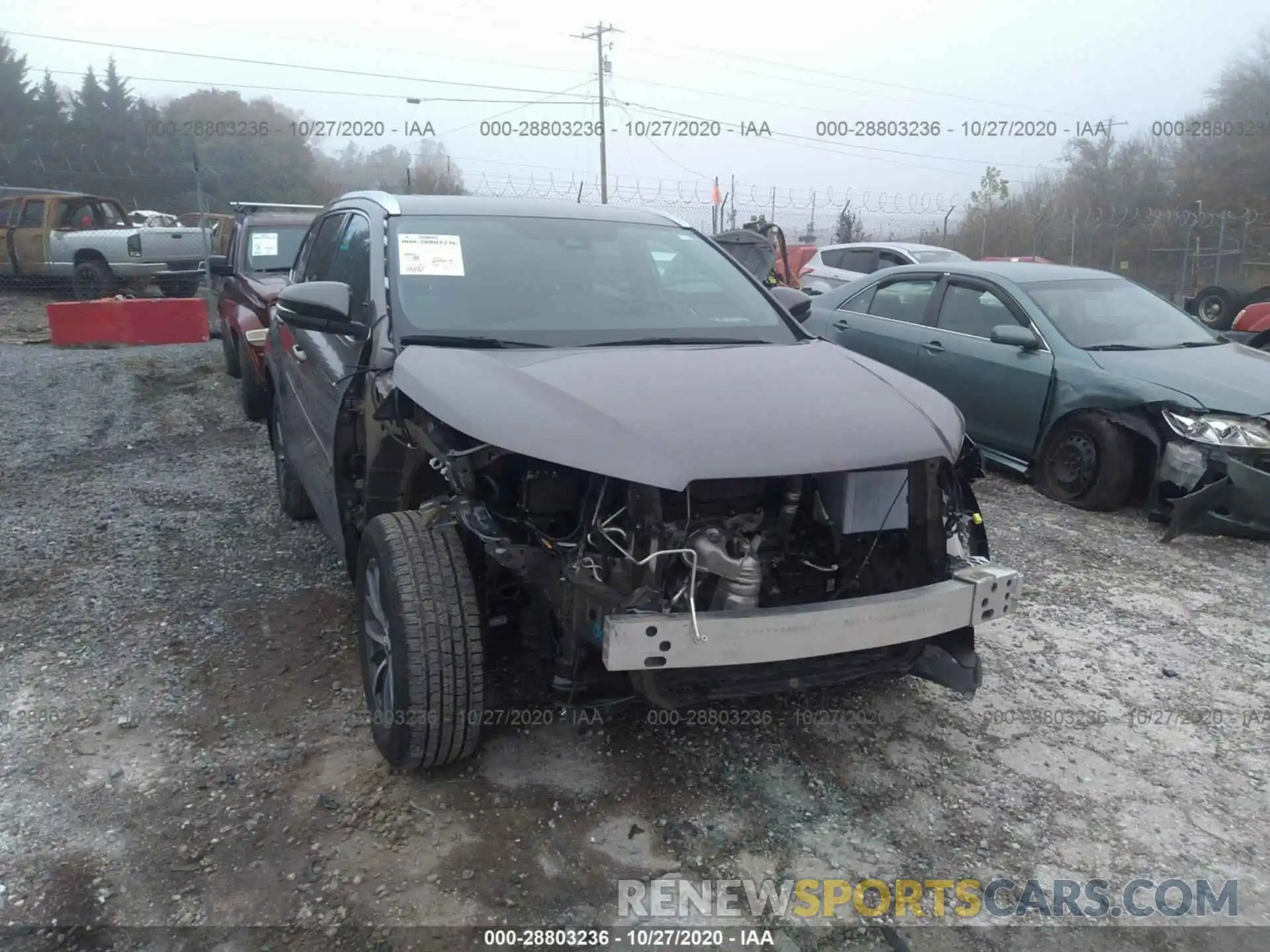 6 Photograph of a damaged car 5TDJZRFH8KS592551 TOYOTA HIGHLANDER 2019