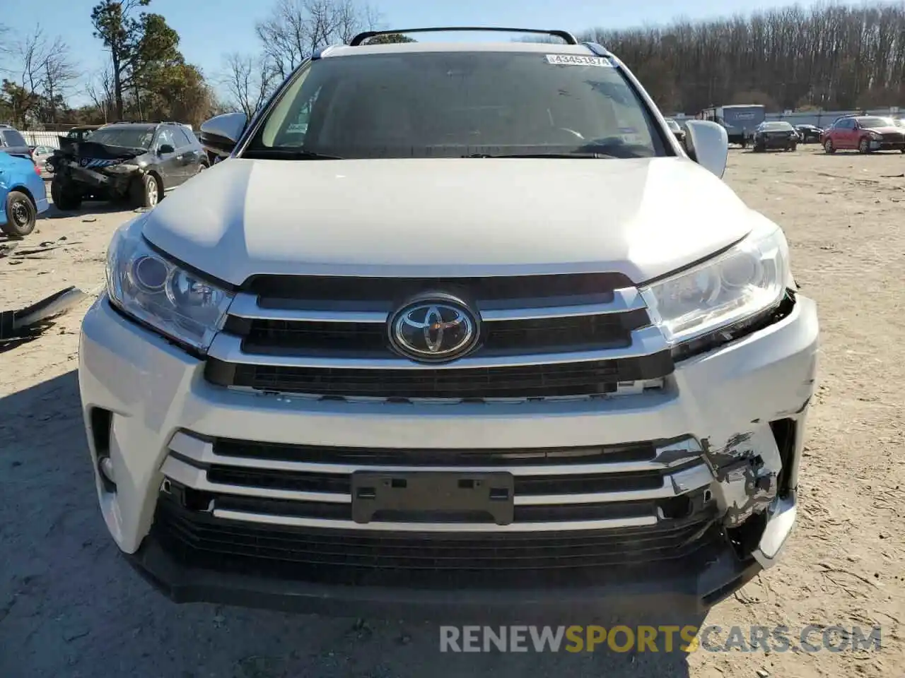 5 Photograph of a damaged car 5TDJZRFH8KS597832 TOYOTA HIGHLANDER 2019