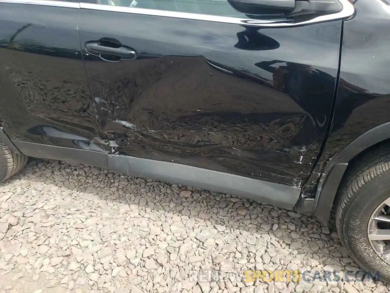 9 Photograph of a damaged car 5TDJZRFH8KS608893 TOYOTA HIGHLANDER 2019