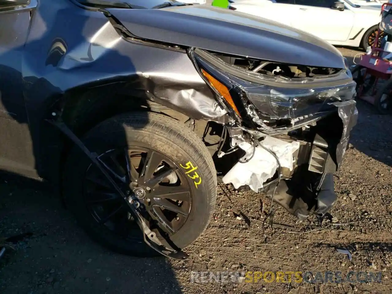 9 Photograph of a damaged car 5TDJZRFH8KS613706 TOYOTA HIGHLANDER 2019