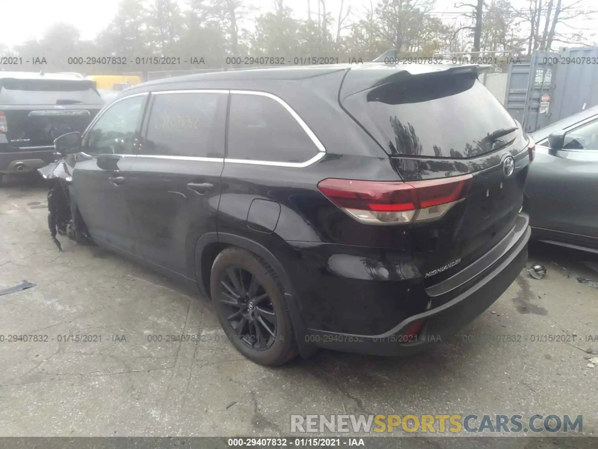 3 Photograph of a damaged car 5TDJZRFH8KS621076 TOYOTA HIGHLANDER 2019