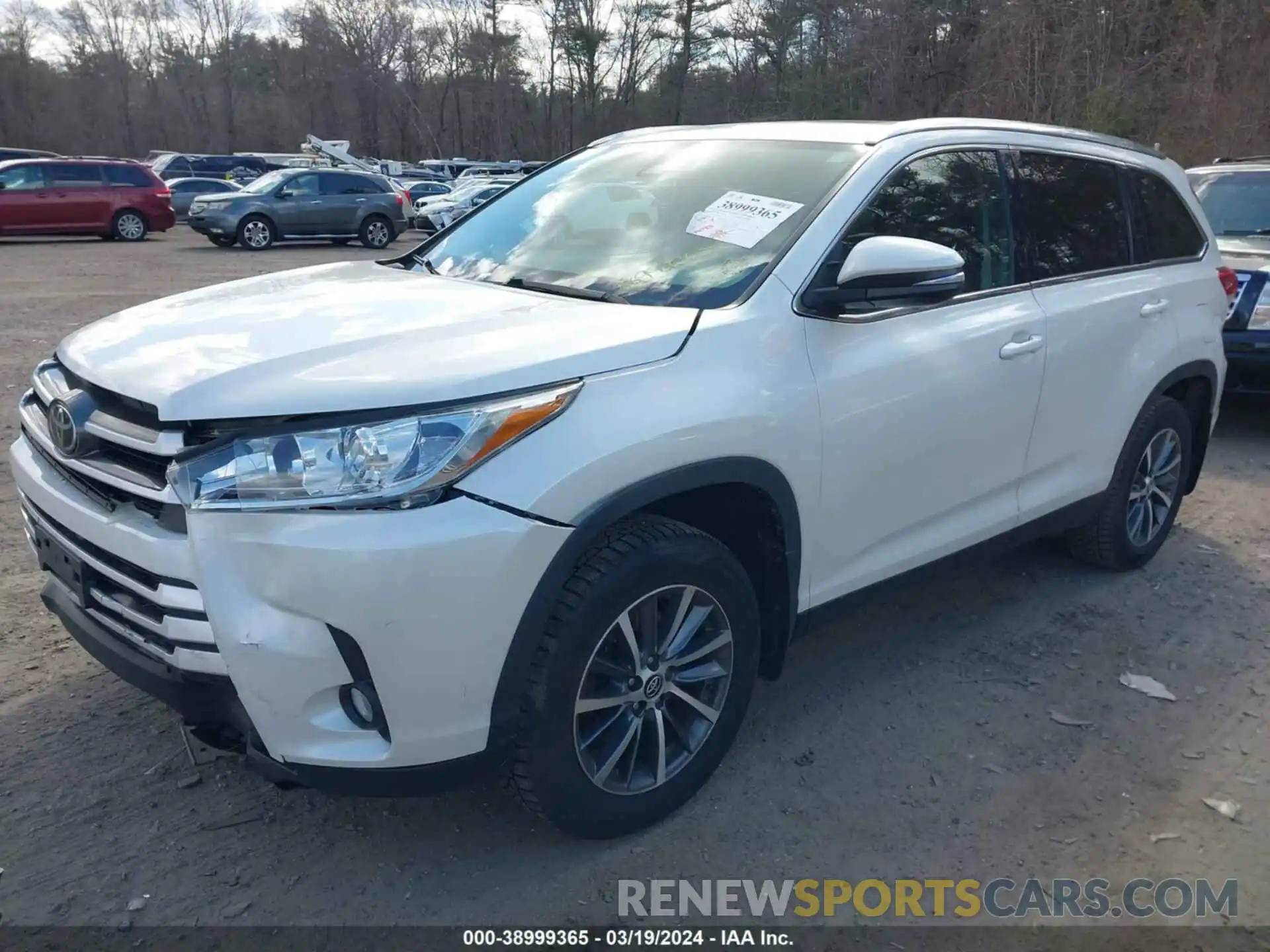 2 Photograph of a damaged car 5TDJZRFH8KS625340 TOYOTA HIGHLANDER 2019