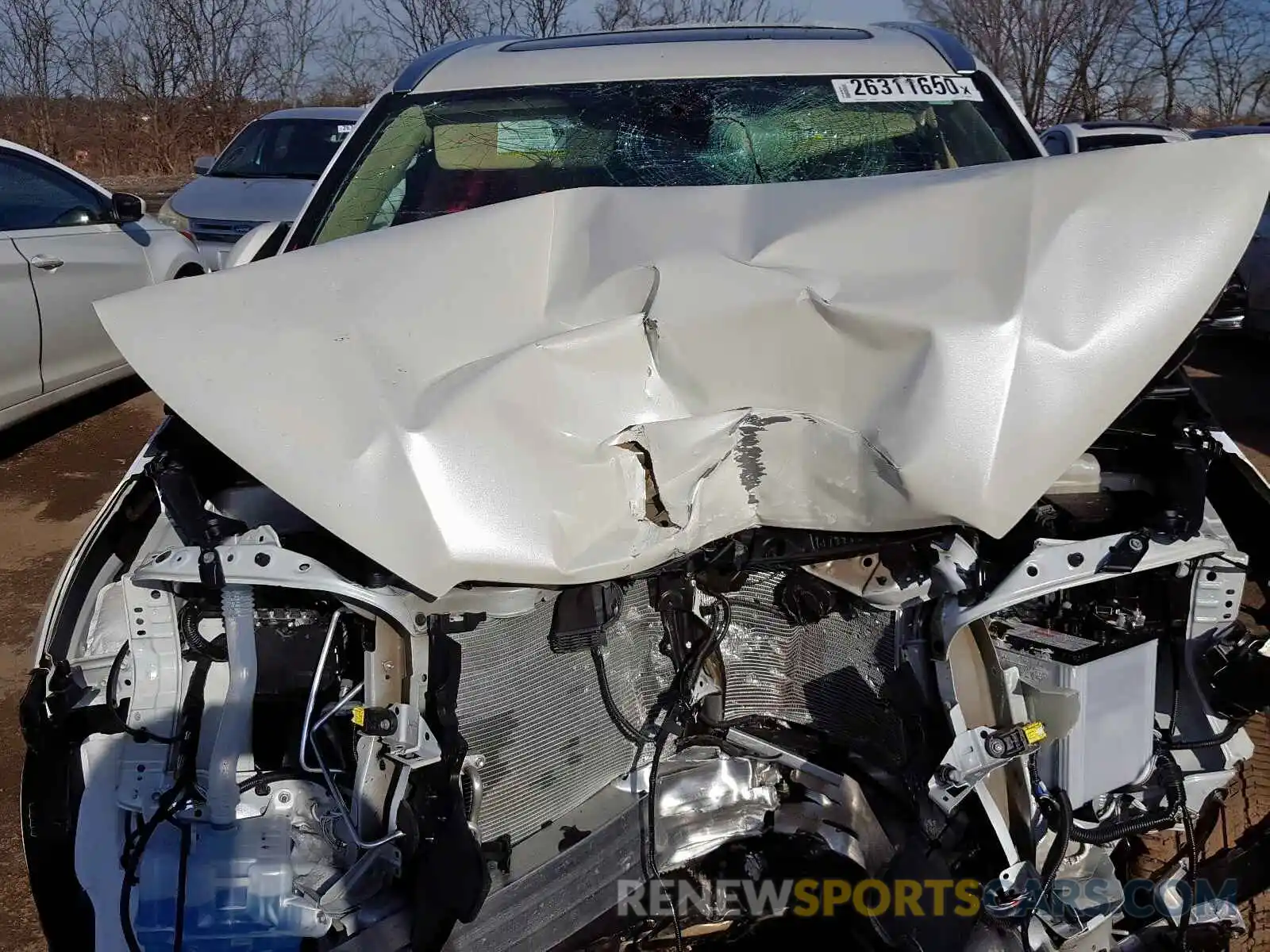 7 Photograph of a damaged car 5TDJZRFH8KS626083 TOYOTA HIGHLANDER 2019