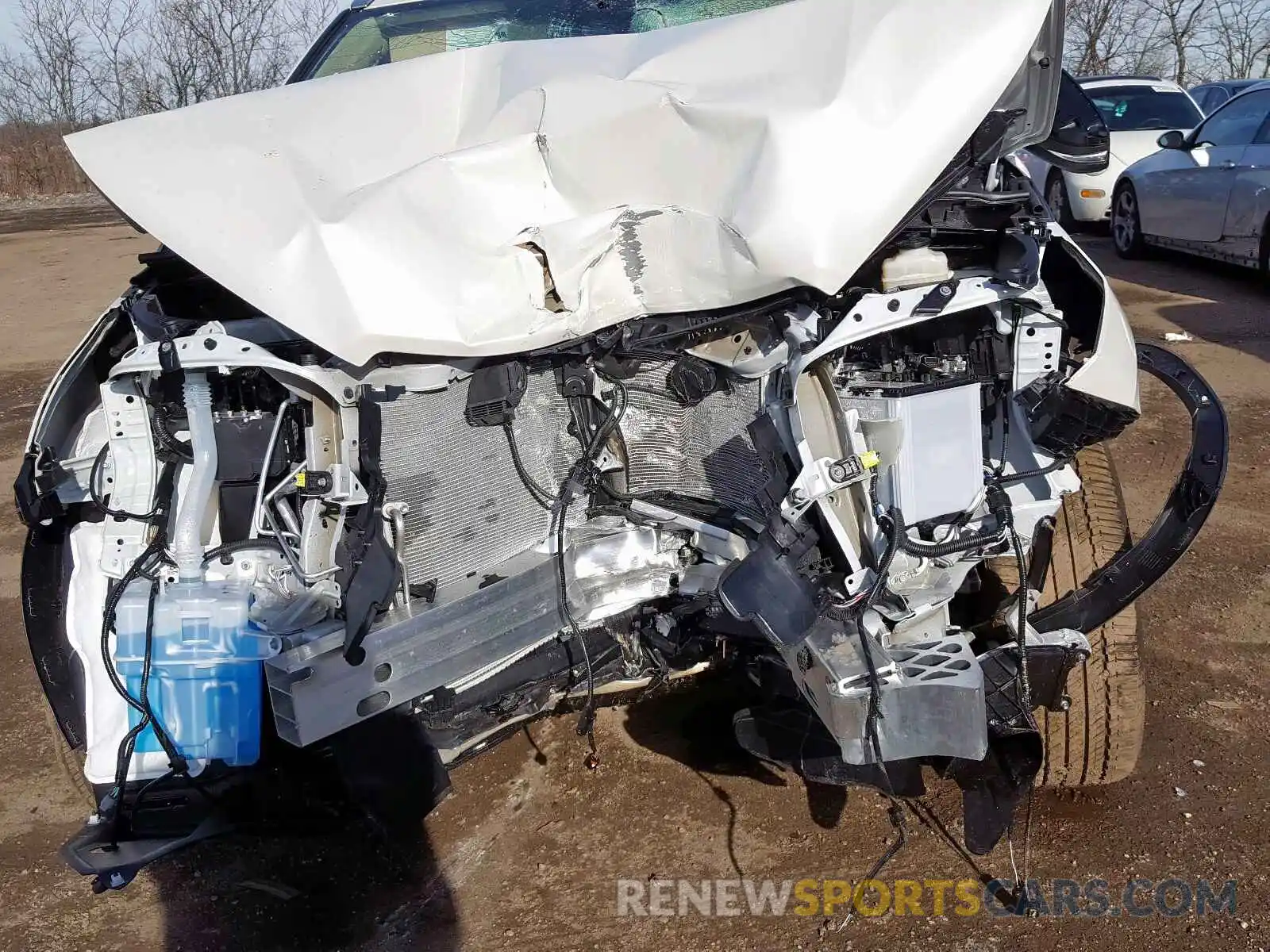 9 Photograph of a damaged car 5TDJZRFH8KS626083 TOYOTA HIGHLANDER 2019