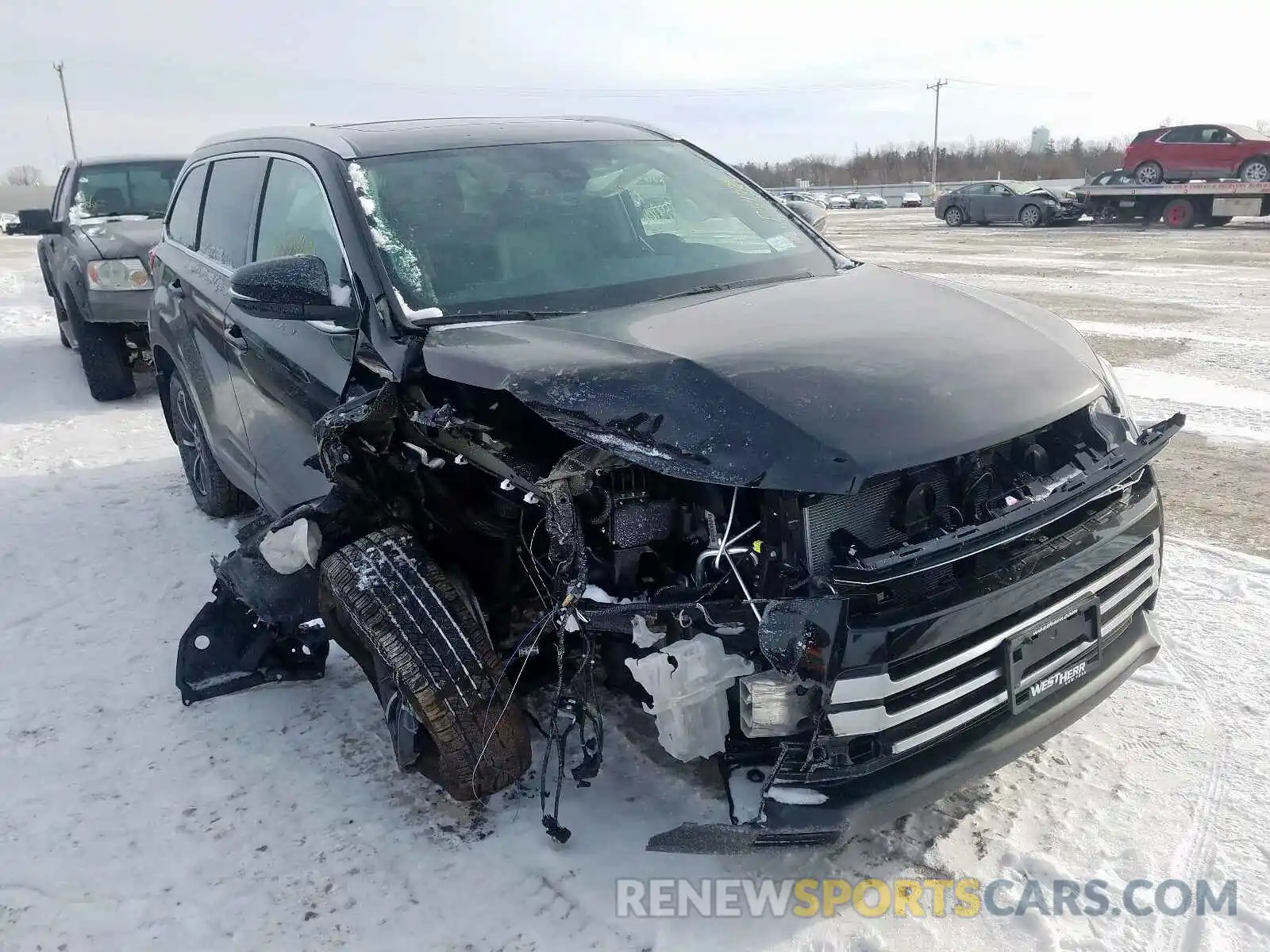 1 Photograph of a damaged car 5TDJZRFH8KS705687 TOYOTA HIGHLANDER 2019