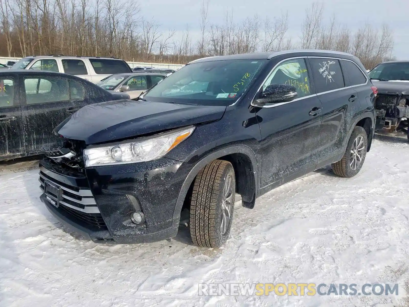 2 Фотография поврежденного автомобиля 5TDJZRFH8KS705687 TOYOTA HIGHLANDER 2019