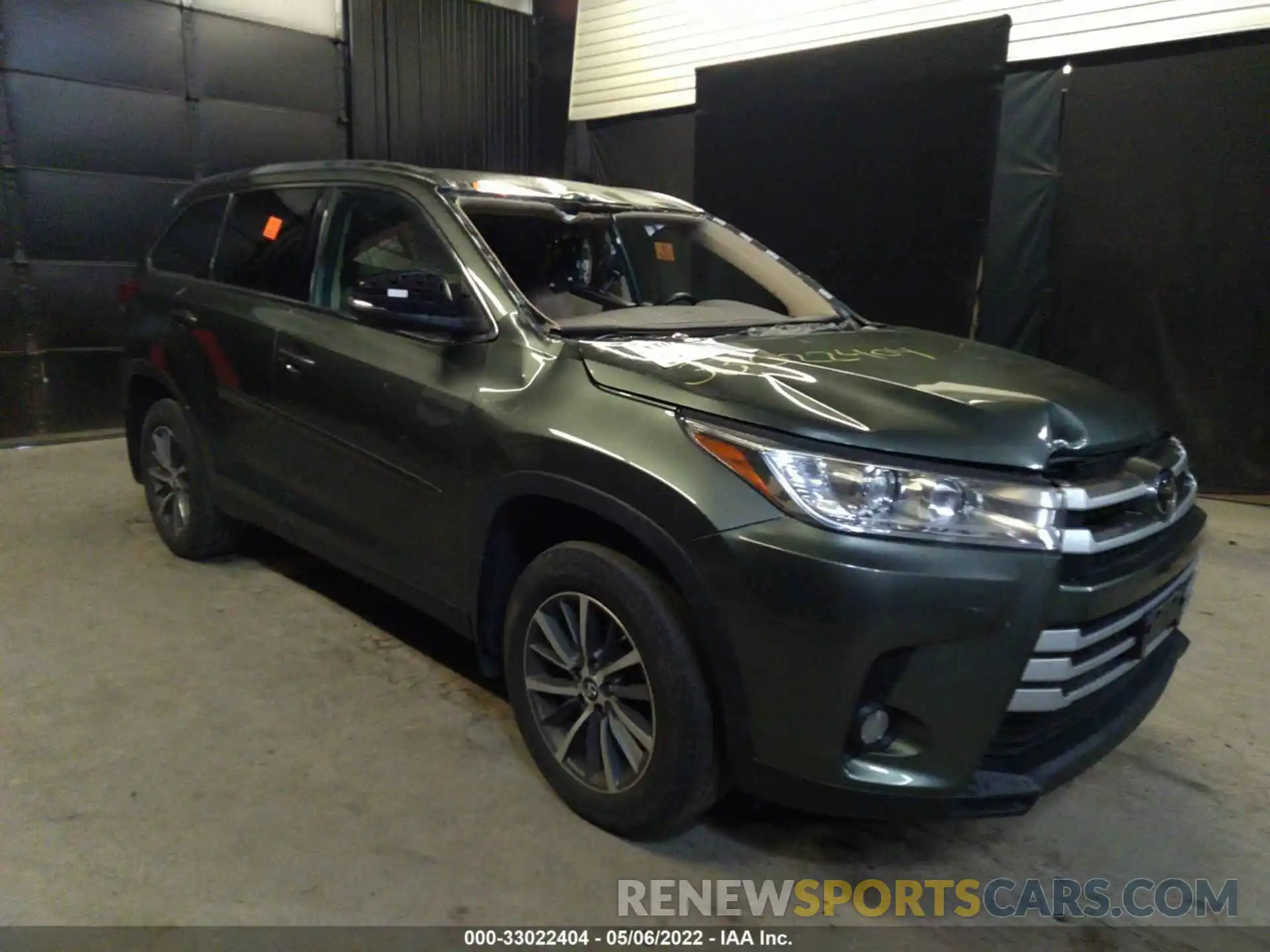 1 Фотография поврежденного автомобиля 5TDJZRFH8KS709187 TOYOTA HIGHLANDER 2019