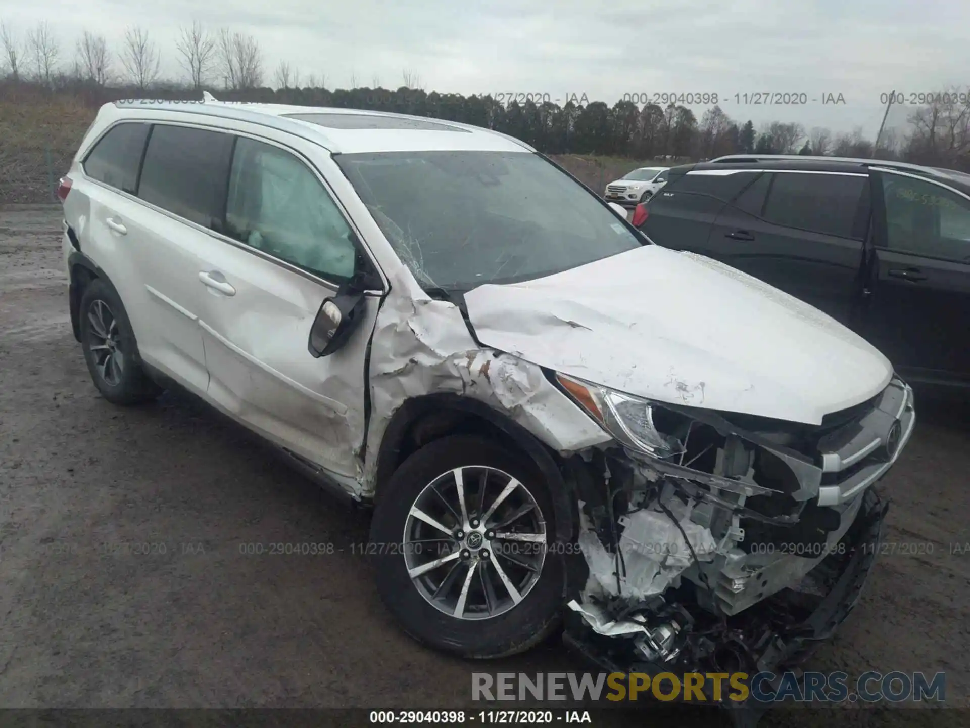 1 Photograph of a damaged car 5TDJZRFH8KS711263 TOYOTA HIGHLANDER 2019