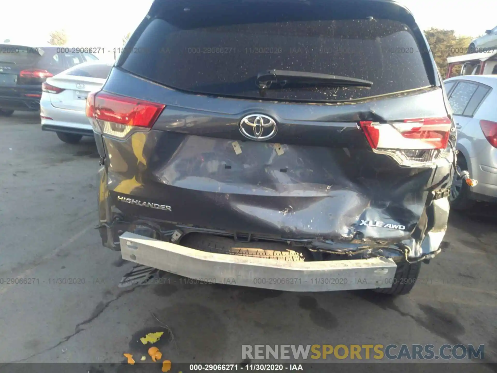 6 Photograph of a damaged car 5TDJZRFH8KS724899 TOYOTA HIGHLANDER 2019