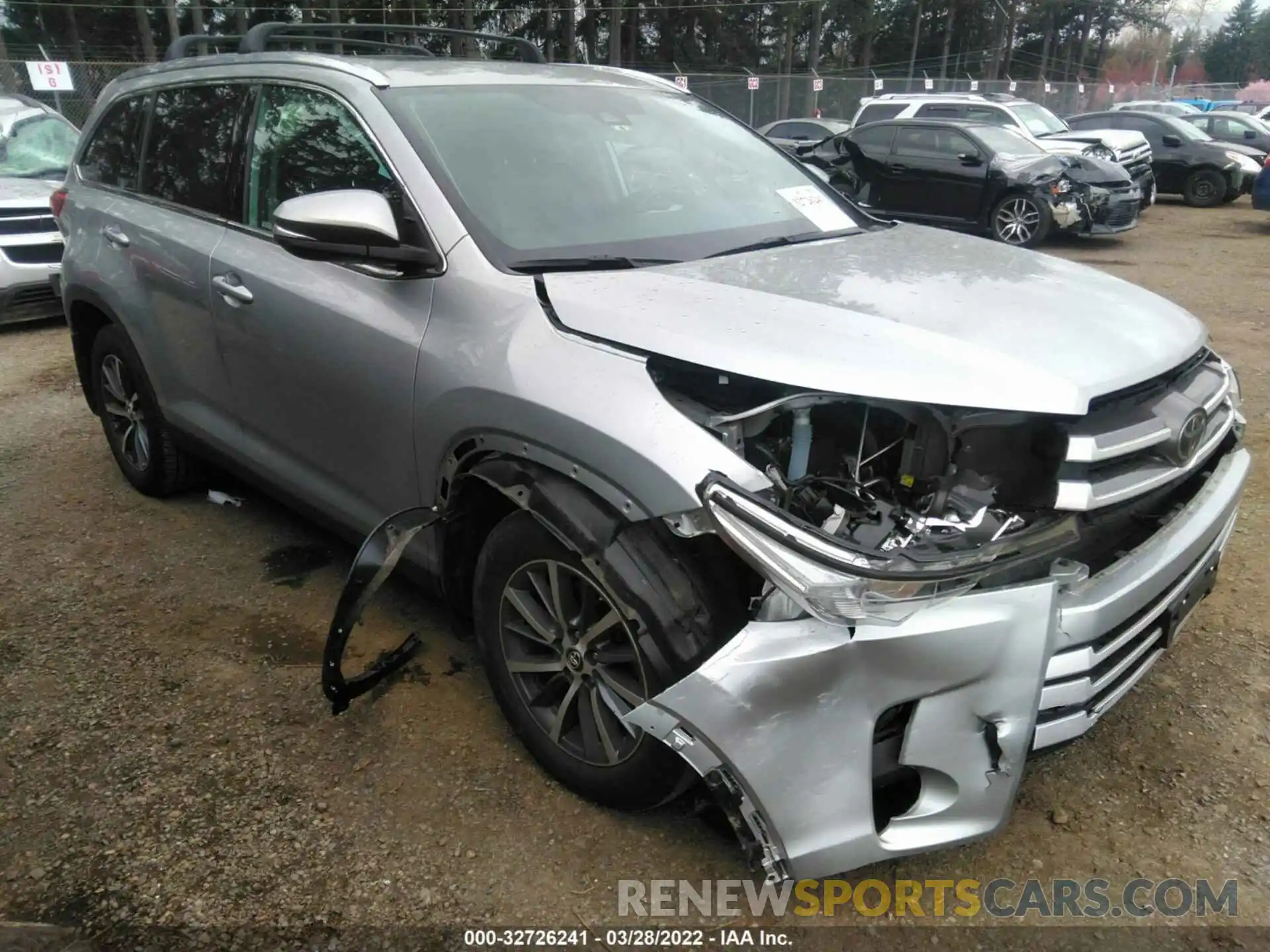 1 Photograph of a damaged car 5TDJZRFH8KS935648 TOYOTA HIGHLANDER 2019