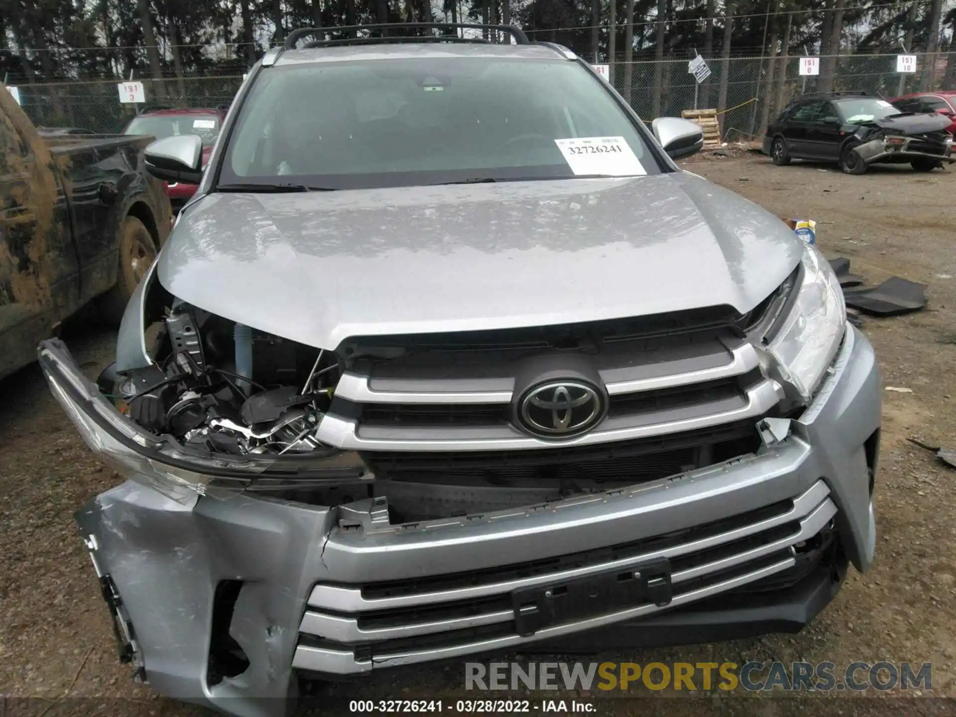 6 Photograph of a damaged car 5TDJZRFH8KS935648 TOYOTA HIGHLANDER 2019