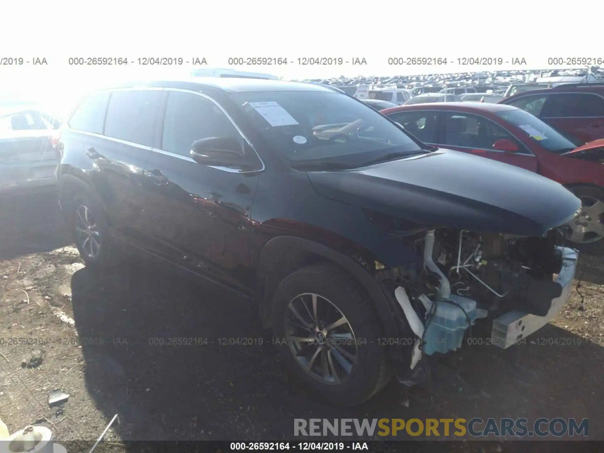 1 Photograph of a damaged car 5TDJZRFH9KS565908 TOYOTA HIGHLANDER 2019