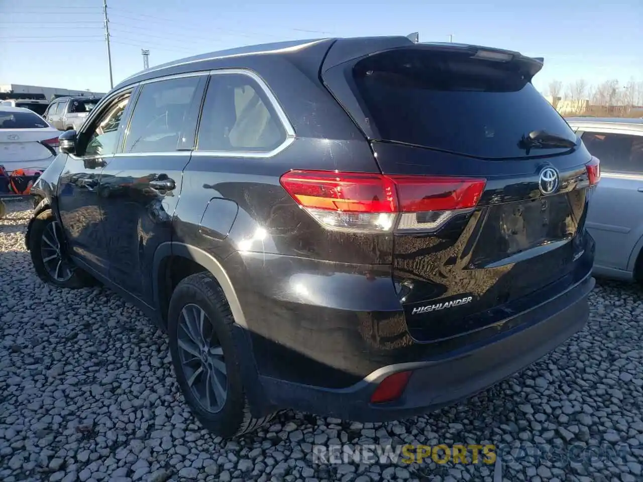 3 Фотография поврежденного автомобиля 5TDJZRFH9KS596673 TOYOTA HIGHLANDER 2019