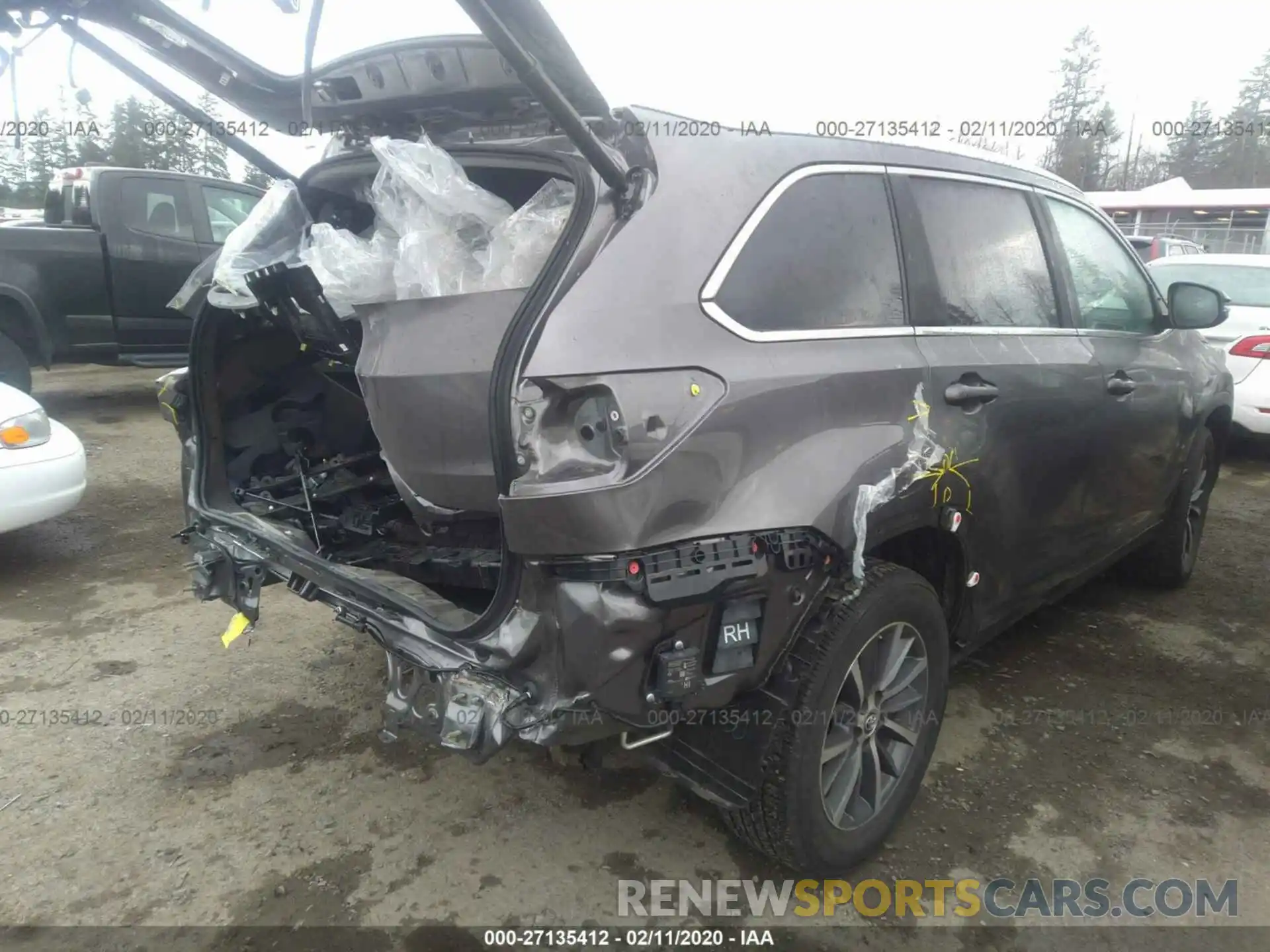 6 Photograph of a damaged car 5TDJZRFH9KS607137 TOYOTA HIGHLANDER 2019