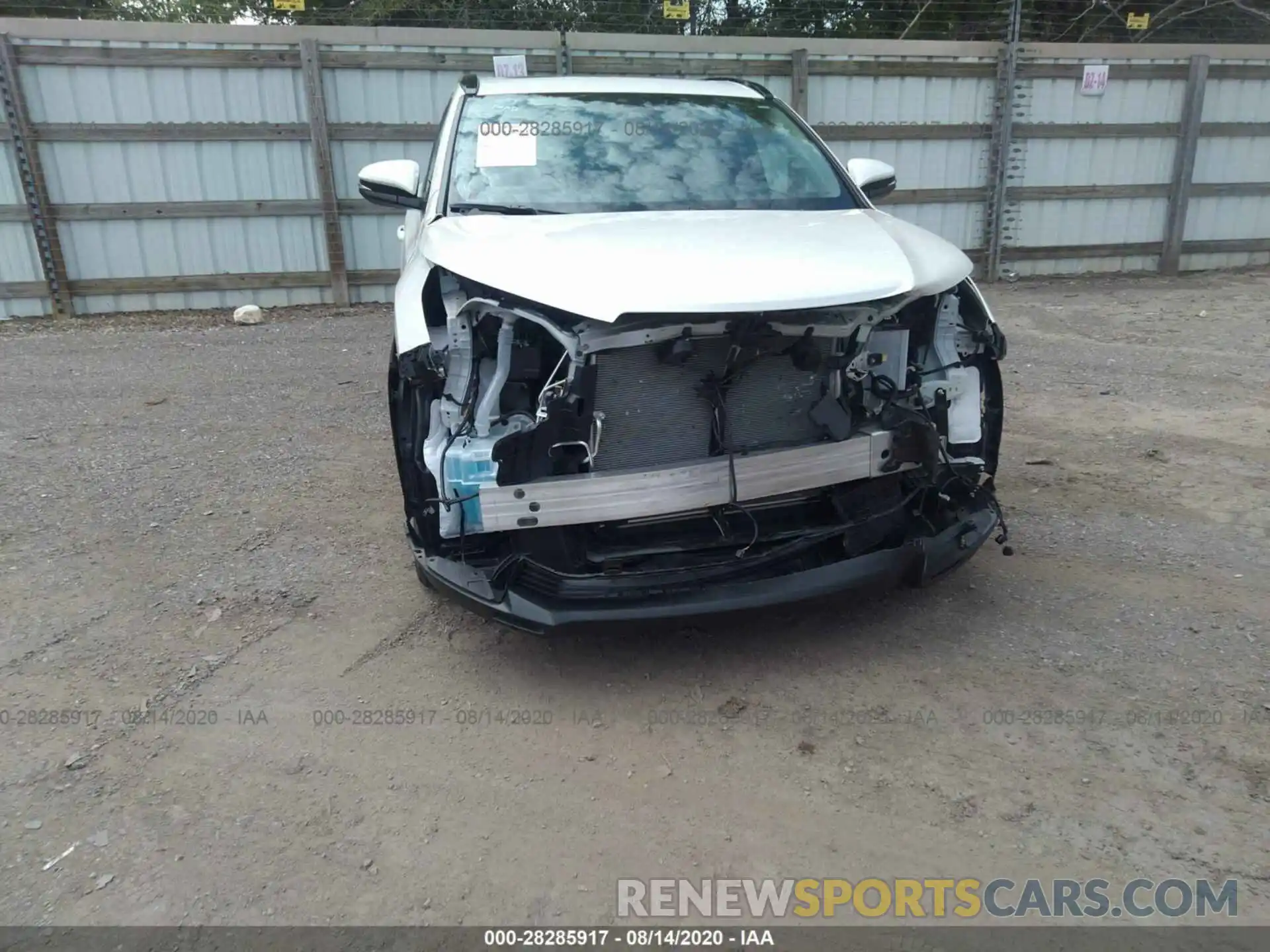 6 Photograph of a damaged car 5TDJZRFH9KS607882 TOYOTA HIGHLANDER 2019