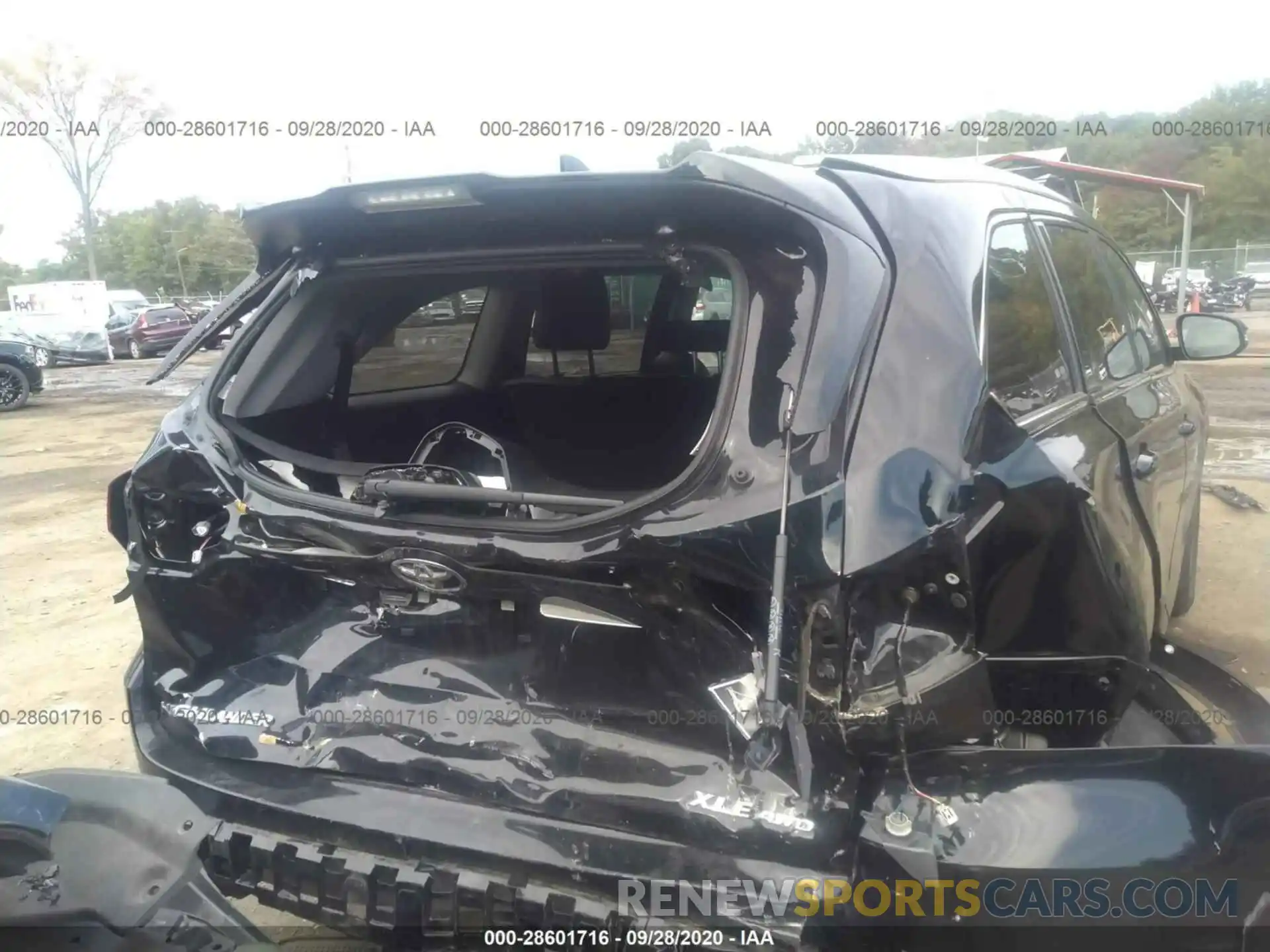 6 Photograph of a damaged car 5TDJZRFH9KS616128 TOYOTA HIGHLANDER 2019