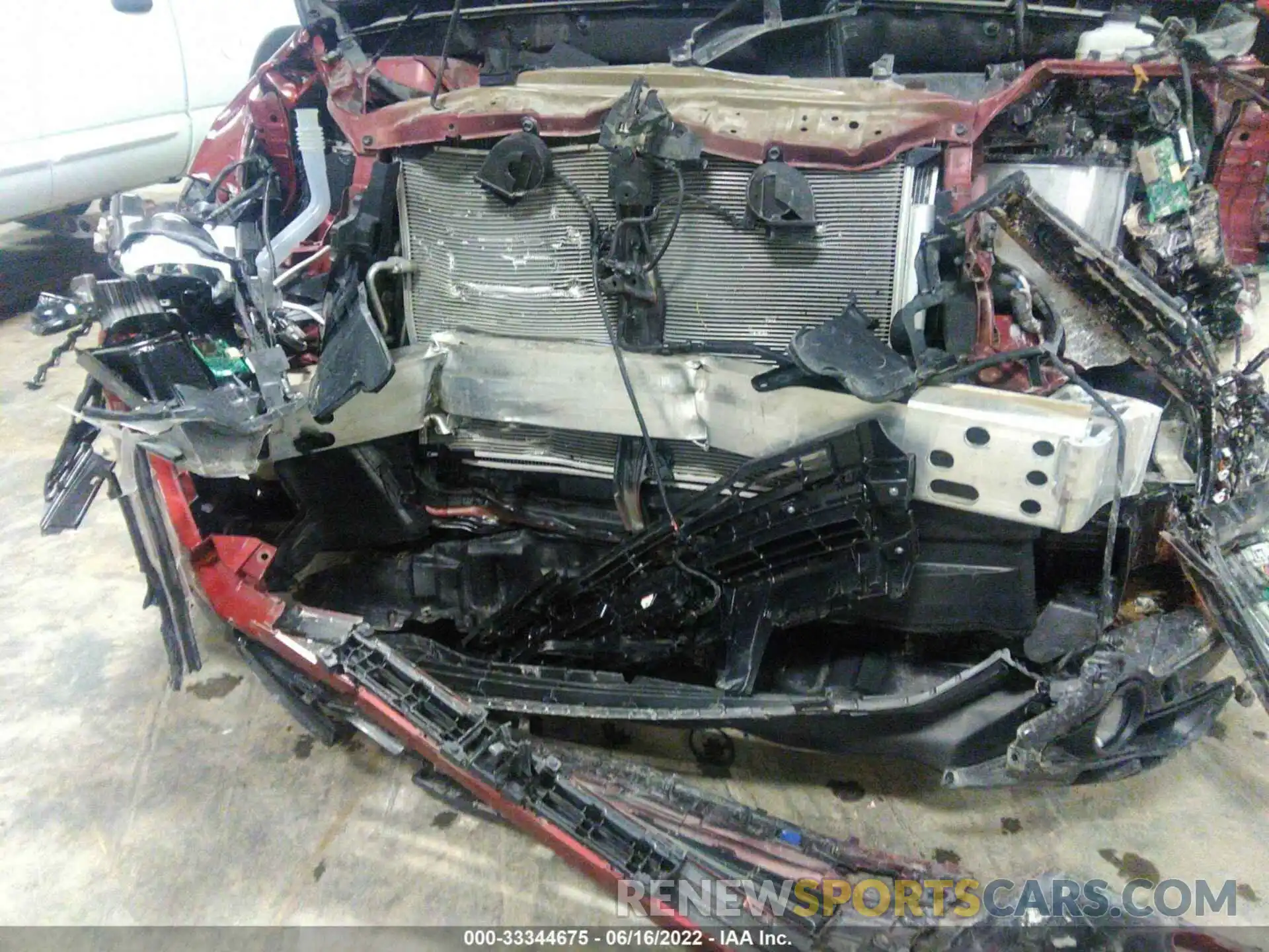 6 Photograph of a damaged car 5TDJZRFH9KS626948 TOYOTA HIGHLANDER 2019