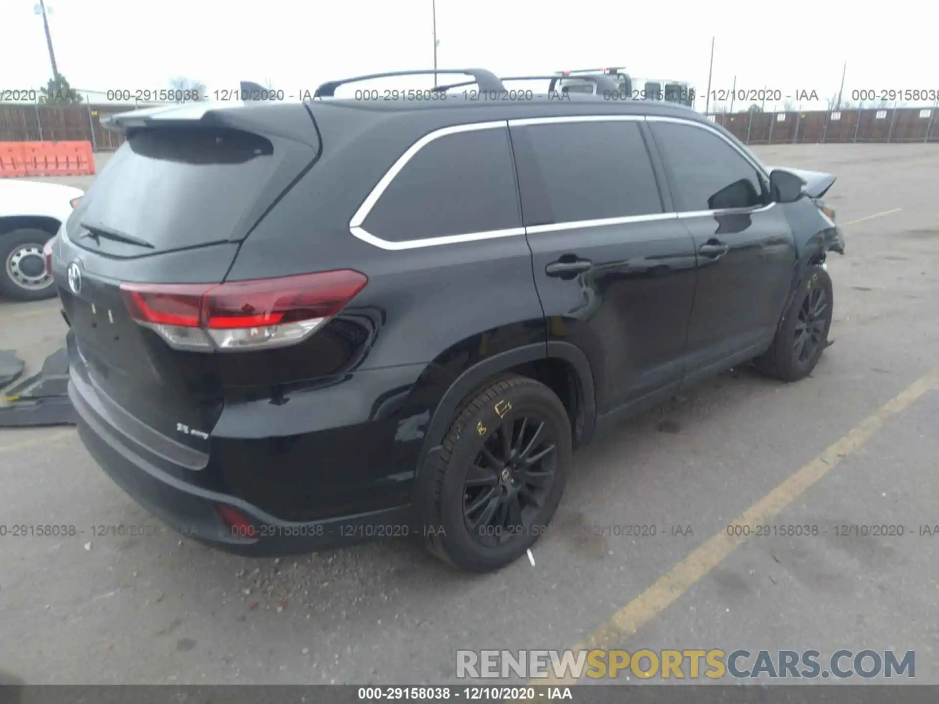 4 Фотография поврежденного автомобиля 5TDJZRFH9KS628697 TOYOTA HIGHLANDER 2019