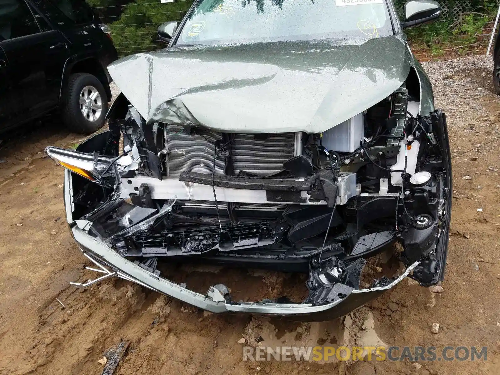 9 Photograph of a damaged car 5TDJZRFH9KS710168 TOYOTA HIGHLANDER 2019