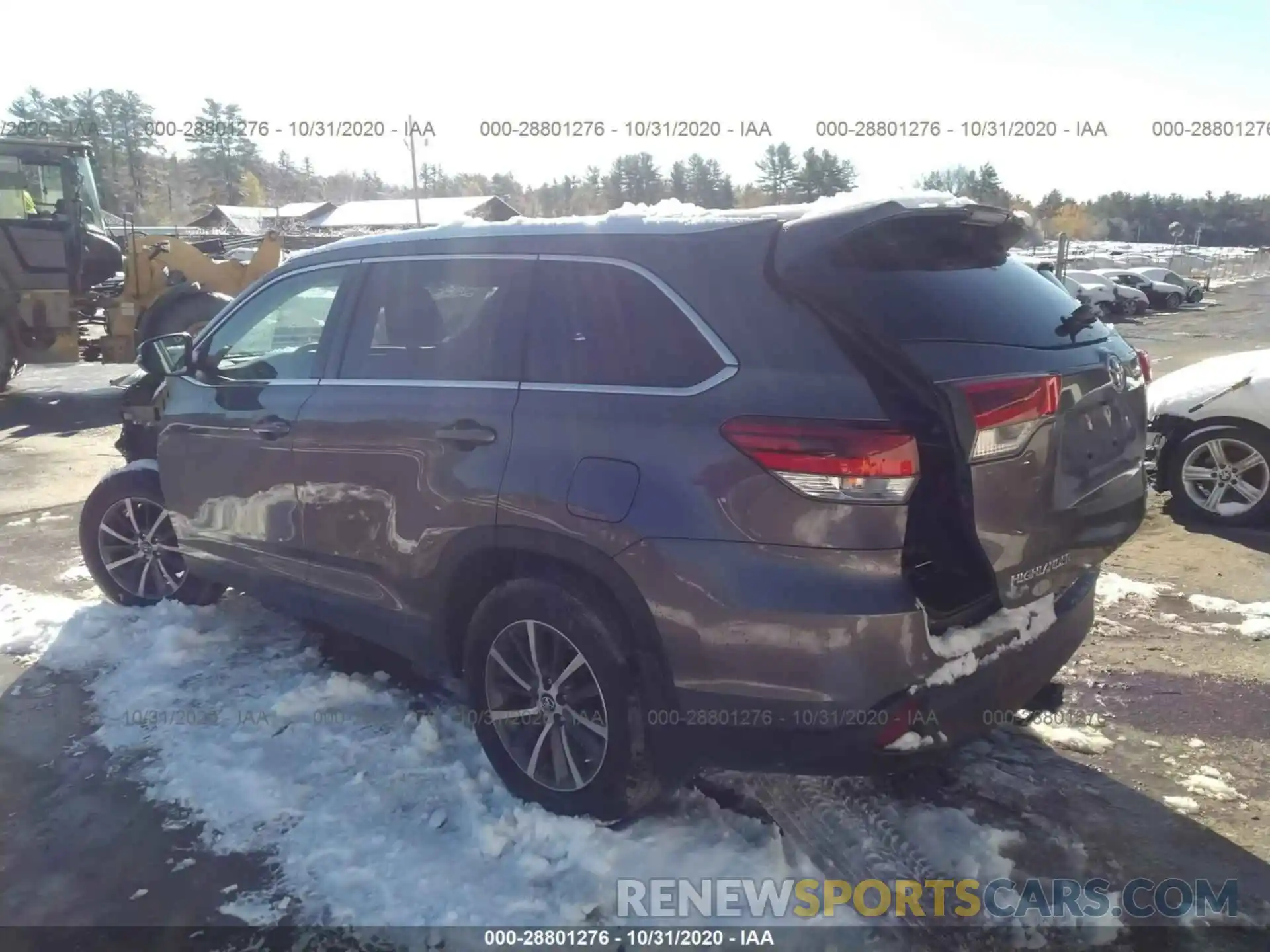 3 Photograph of a damaged car 5TDJZRFH9KS947422 TOYOTA HIGHLANDER 2019