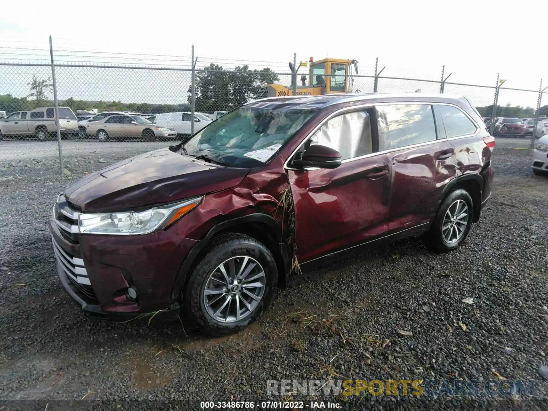 2 Photograph of a damaged car 5TDJZRFH9KS951289 TOYOTA HIGHLANDER 2019