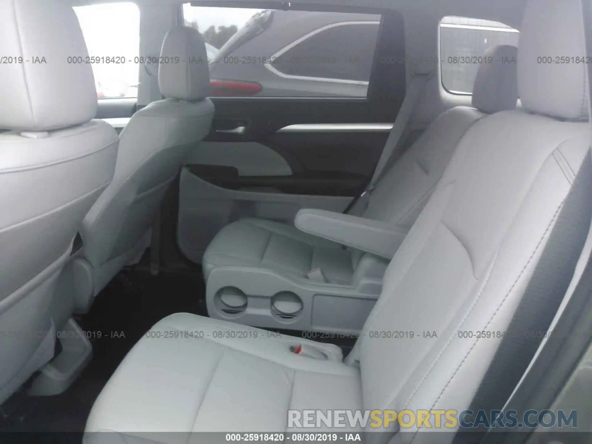 8 Фотография поврежденного автомобиля 5TDJZRFH9KS959957 TOYOTA HIGHLANDER 2019