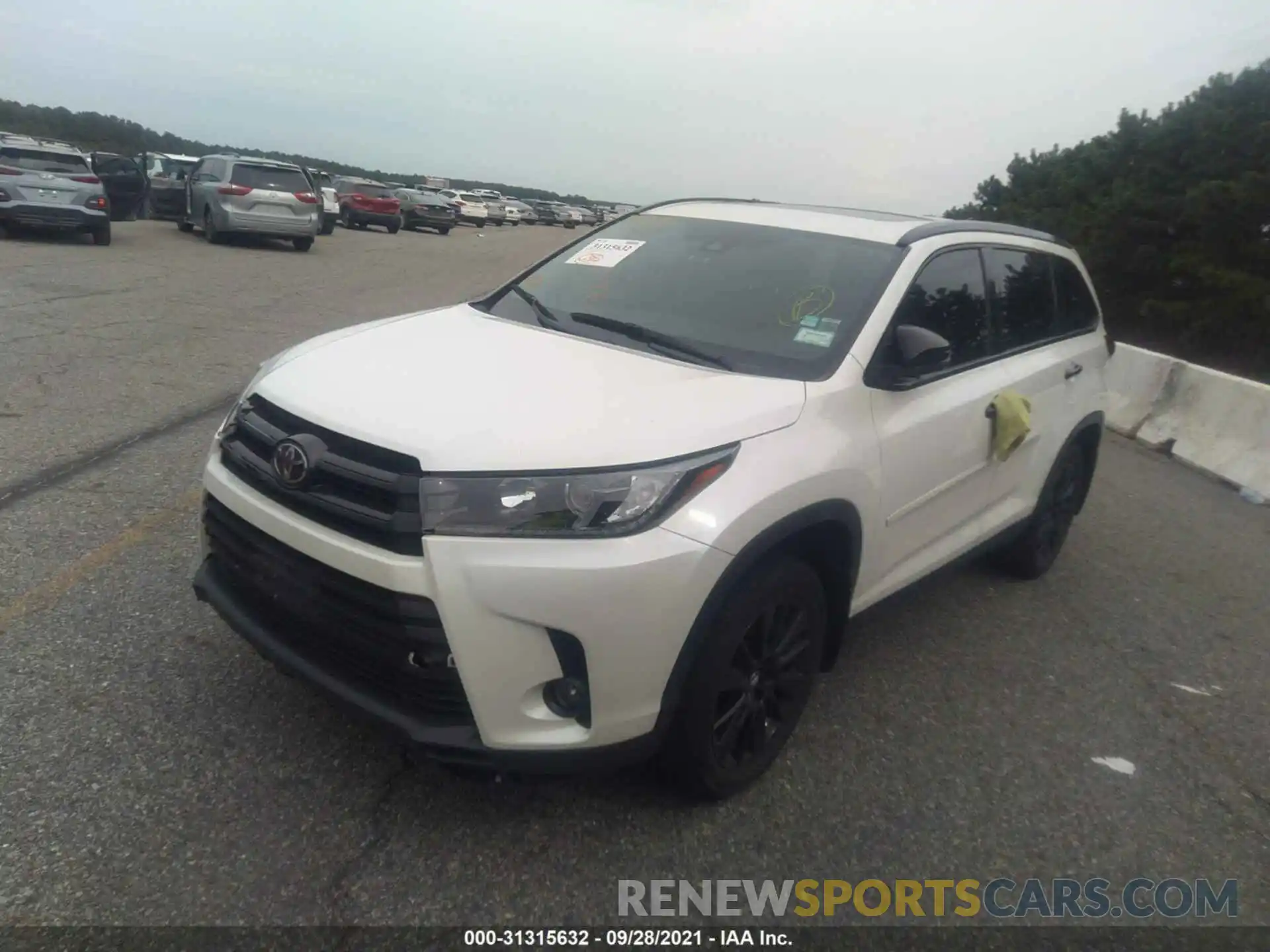 2 Фотография поврежденного автомобиля 5TDJZRFH9KS968478 TOYOTA HIGHLANDER 2019