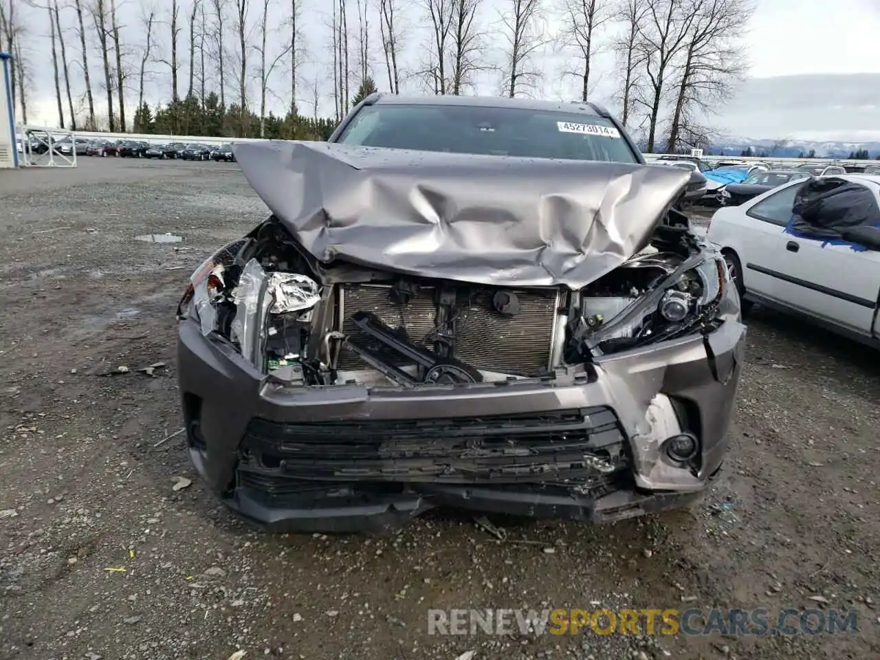 5 Photograph of a damaged car 5TDJZRFH9KS971218 TOYOTA HIGHLANDER 2019