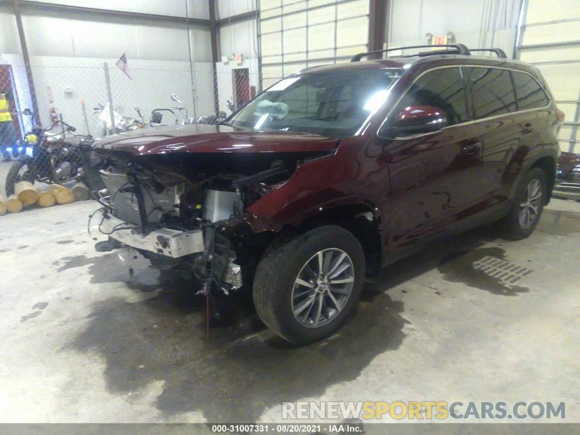 2 Photograph of a damaged car 5TDJZRFH9KS980534 TOYOTA HIGHLANDER 2019