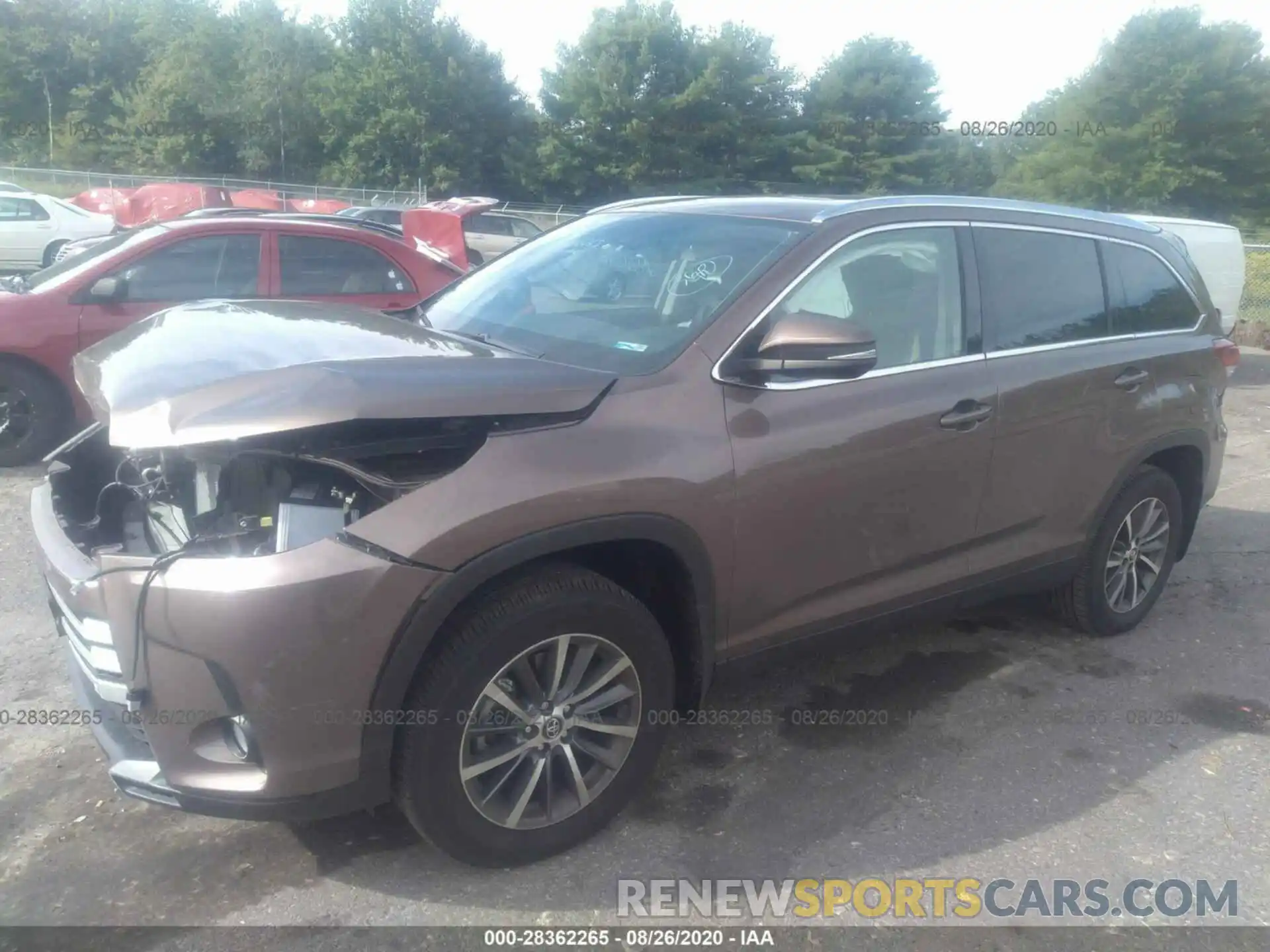 2 Photograph of a damaged car 5TDJZRFH9KS983756 TOYOTA HIGHLANDER 2019