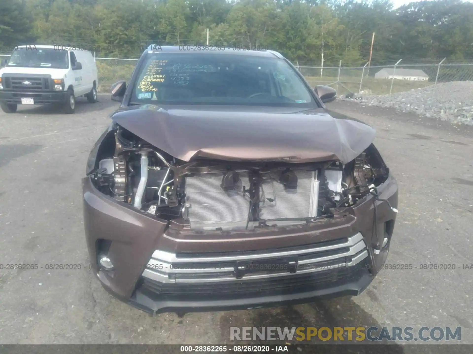 6 Photograph of a damaged car 5TDJZRFH9KS983756 TOYOTA HIGHLANDER 2019