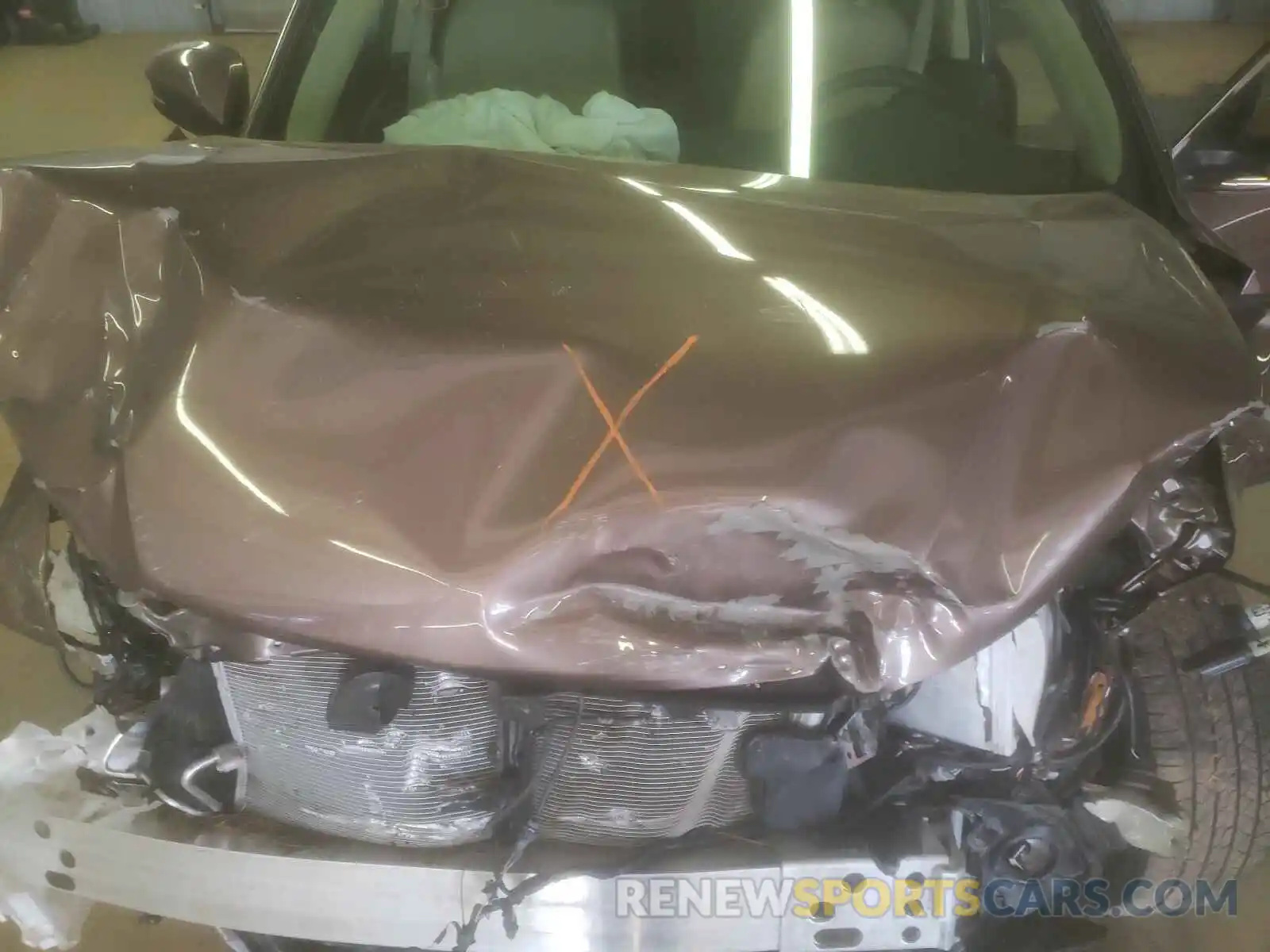 7 Photograph of a damaged car 5TDJZRFH9KS998824 TOYOTA HIGHLANDER 2019