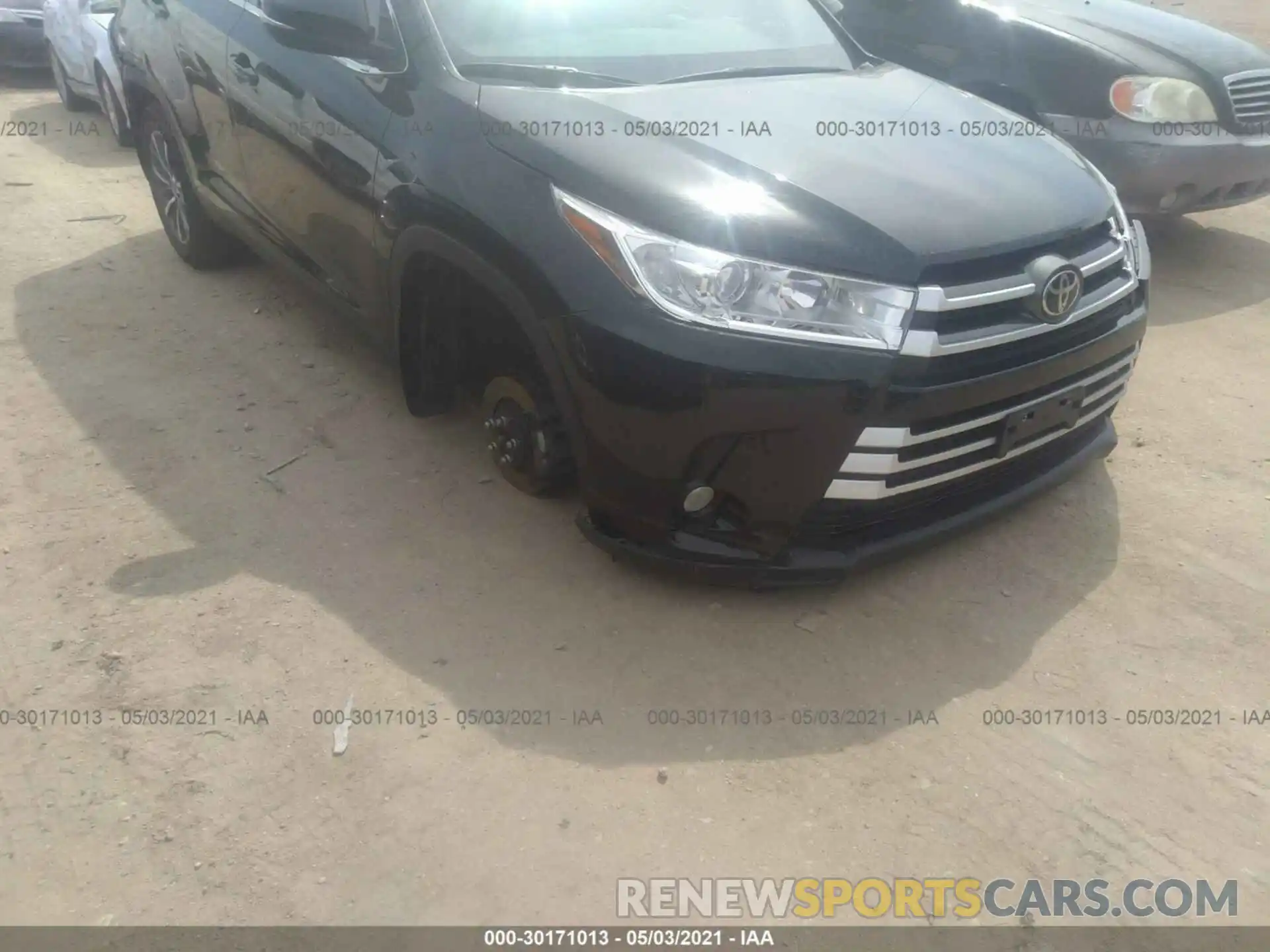 6 Photograph of a damaged car 5TDJZRFH9KS999326 TOYOTA HIGHLANDER 2019