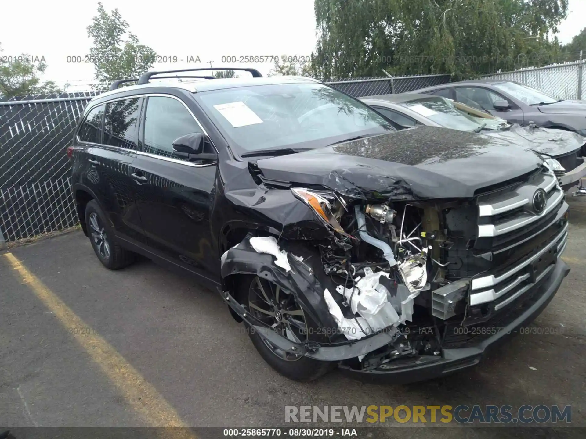 1 Photograph of a damaged car 5TDJZRFHXKS563570 TOYOTA HIGHLANDER 2019