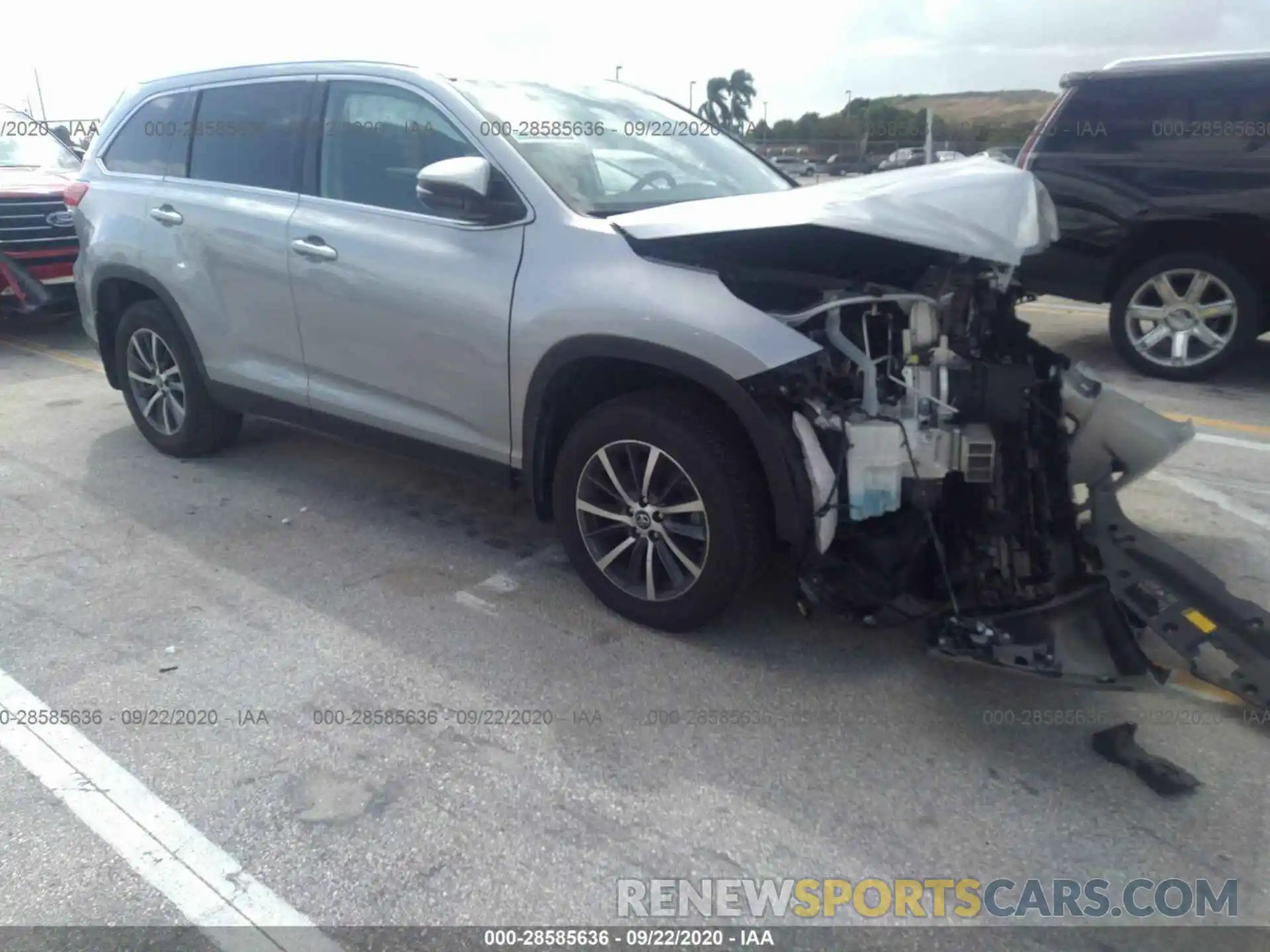 1 Photograph of a damaged car 5TDJZRFHXKS573340 TOYOTA HIGHLANDER 2019