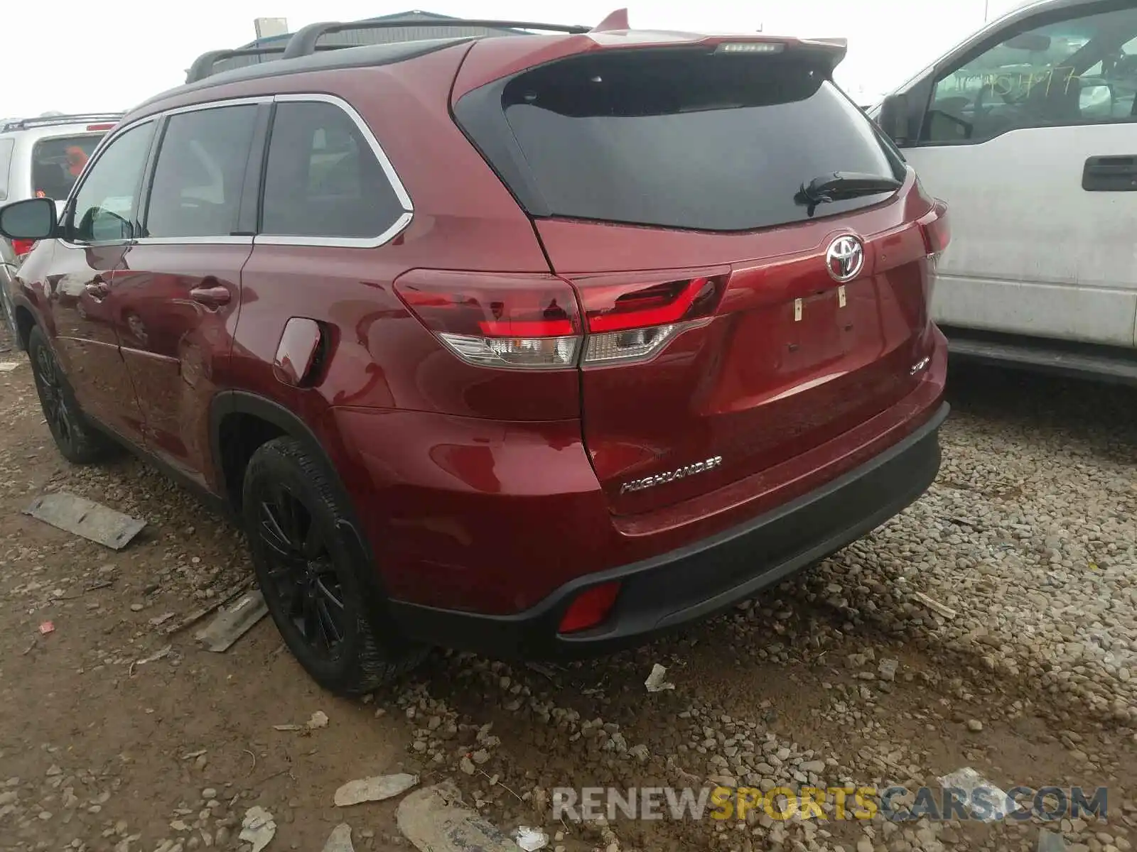 3 Фотография поврежденного автомобиля 5TDJZRFHXKS574228 TOYOTA HIGHLANDER 2019