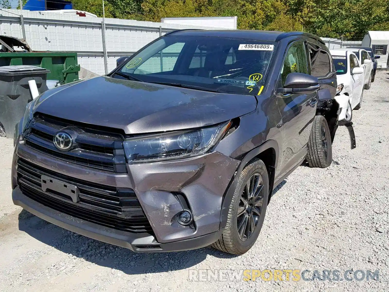 2 Photograph of a damaged car 5TDJZRFHXKS579669 TOYOTA HIGHLANDER 2019