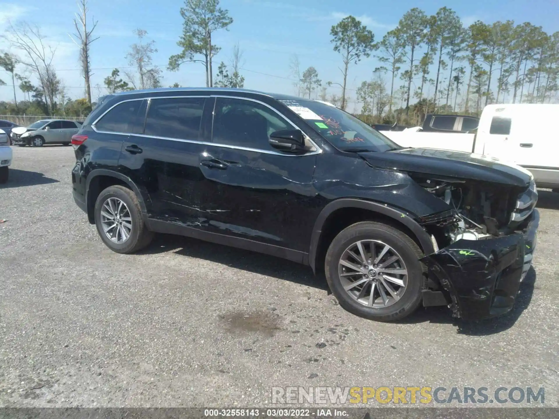 6 Photograph of a damaged car 5TDJZRFHXKS589506 TOYOTA HIGHLANDER 2019