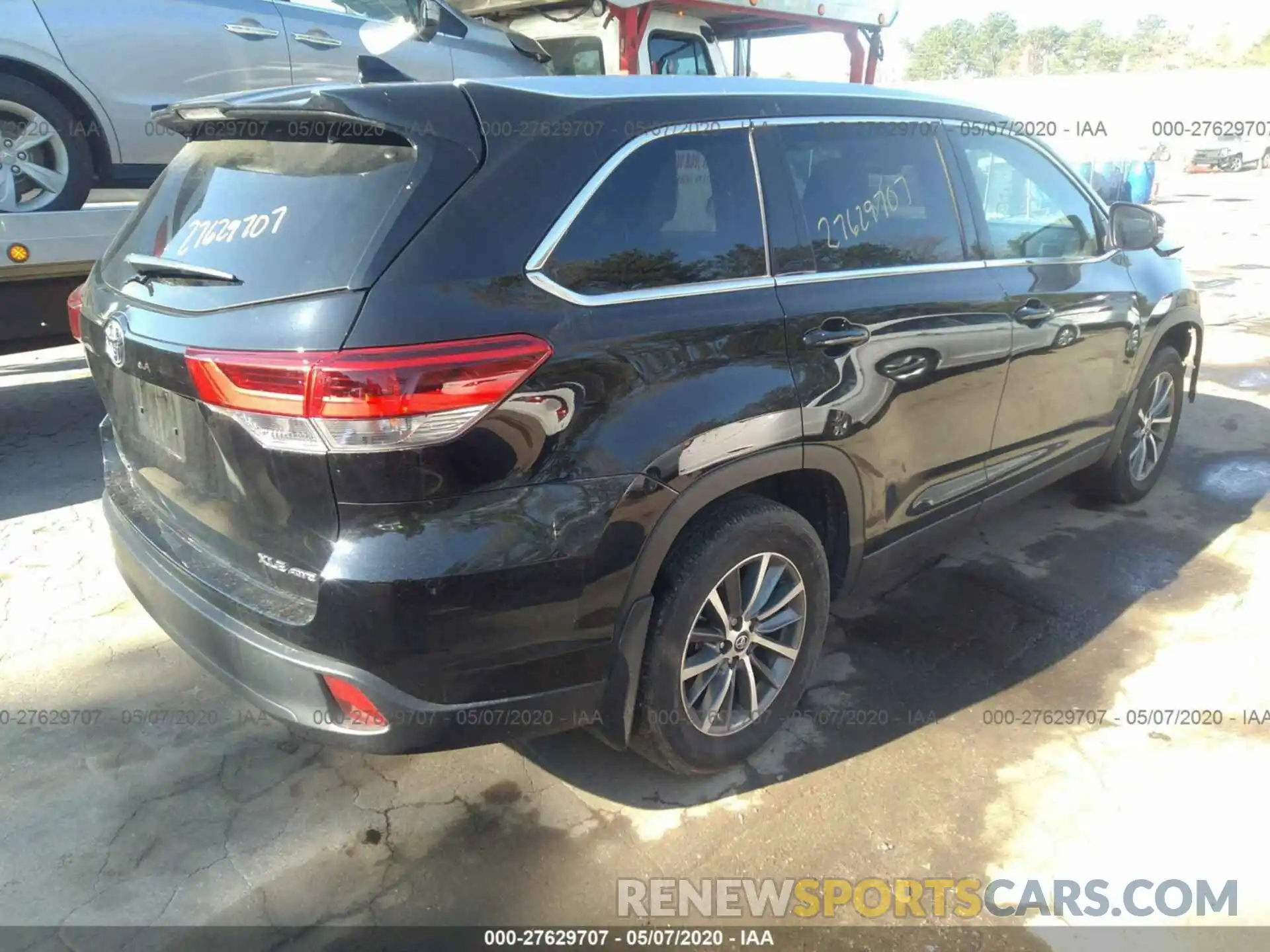 4 Фотография поврежденного автомобиля 5TDJZRFHXKS590347 TOYOTA HIGHLANDER 2019