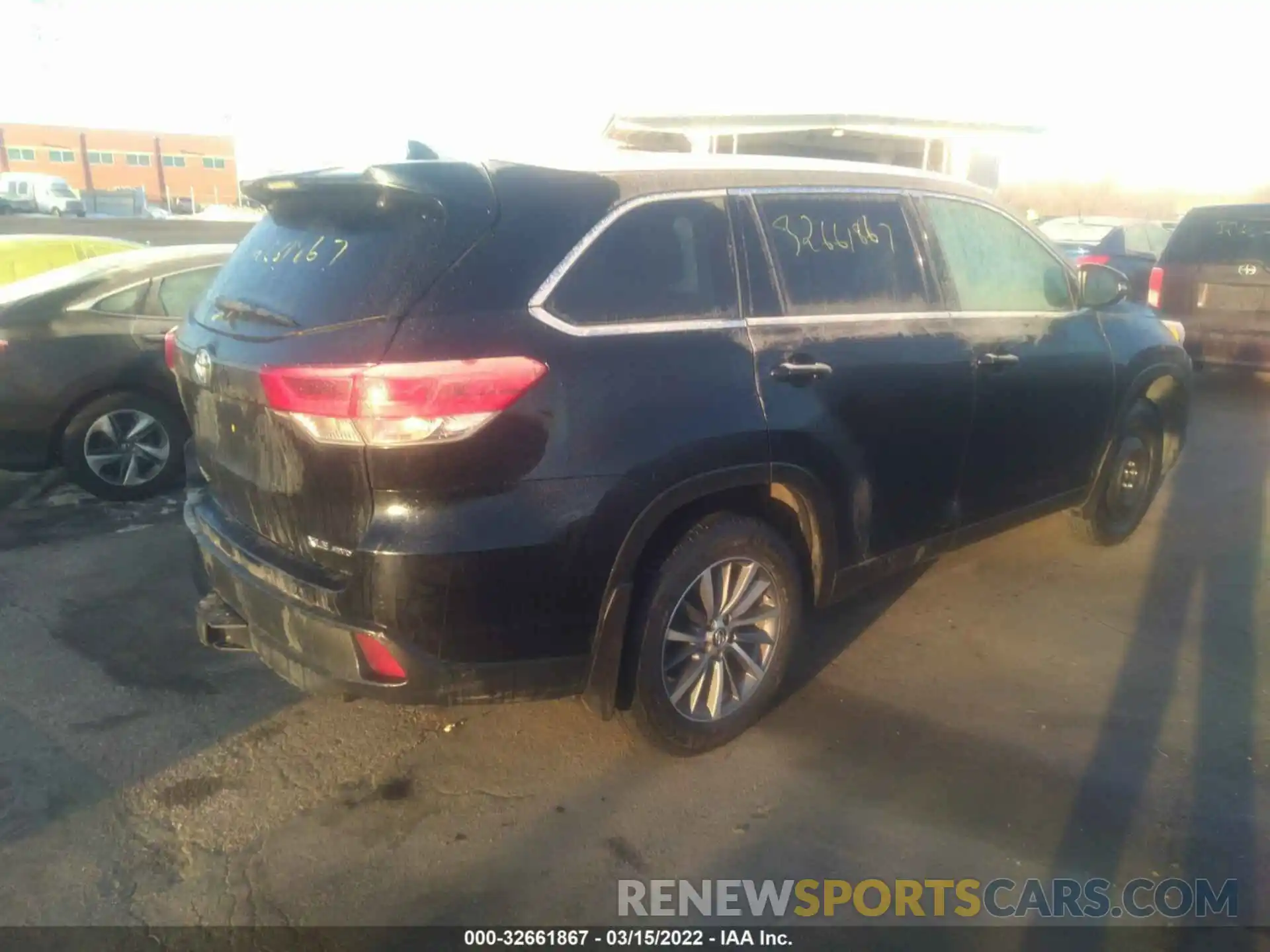 4 Фотография поврежденного автомобиля 5TDJZRFHXKS590736 TOYOTA HIGHLANDER 2019