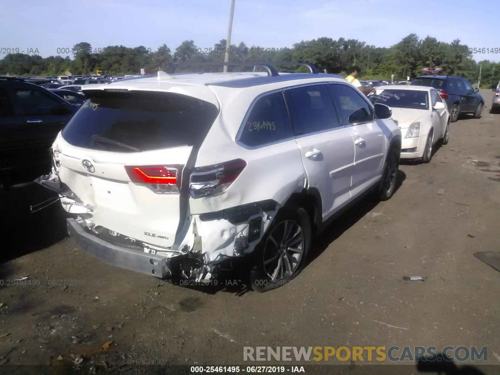 4 Фотография поврежденного автомобиля 5TDJZRFHXKS594396 TOYOTA HIGHLANDER 2019