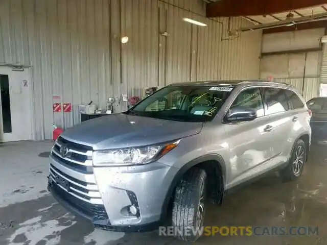 2 Photograph of a damaged car 5TDJZRFHXKS599968 TOYOTA HIGHLANDER 2019