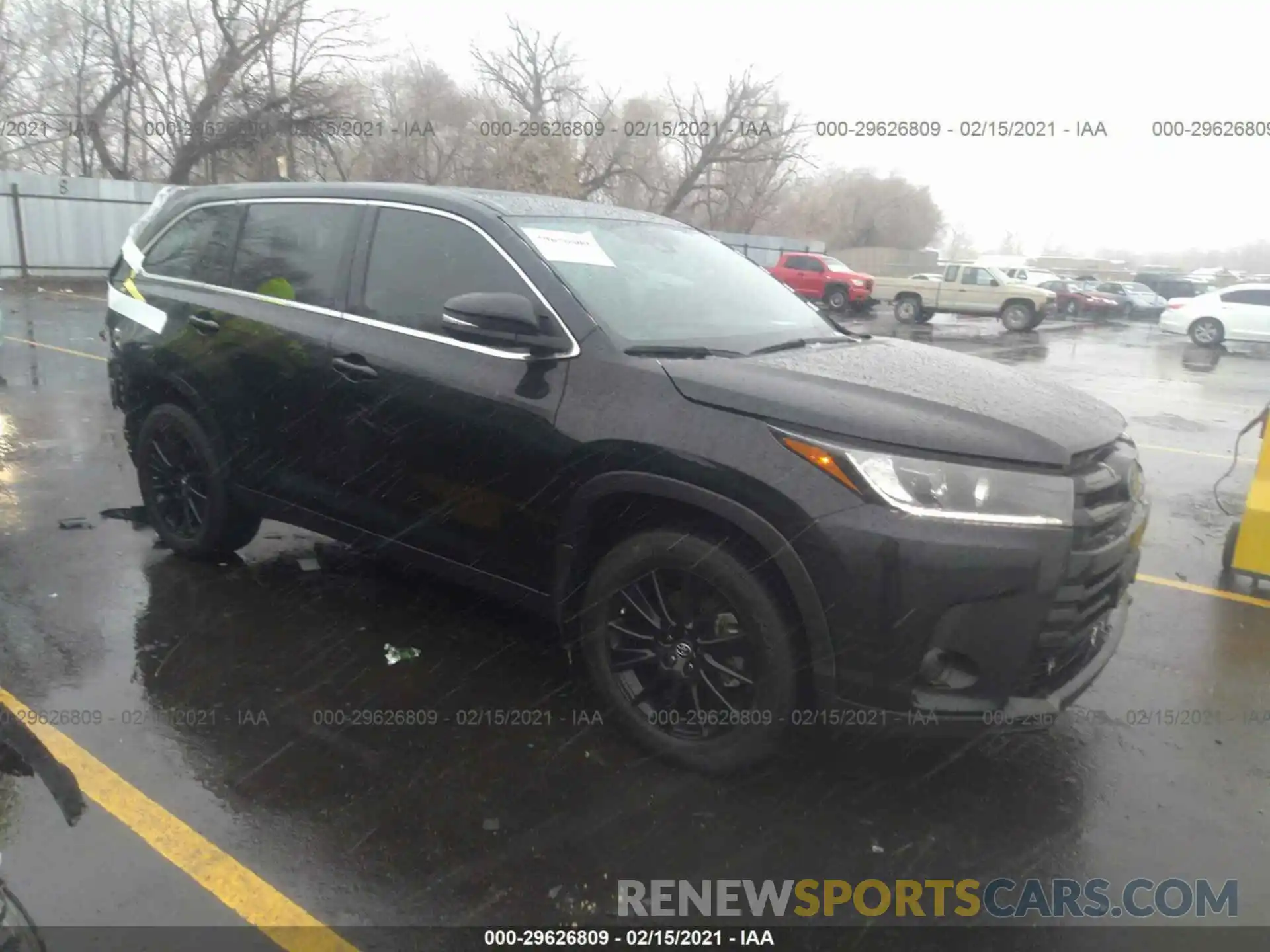 1 Photograph of a damaged car 5TDJZRFHXKS600519 TOYOTA HIGHLANDER 2019