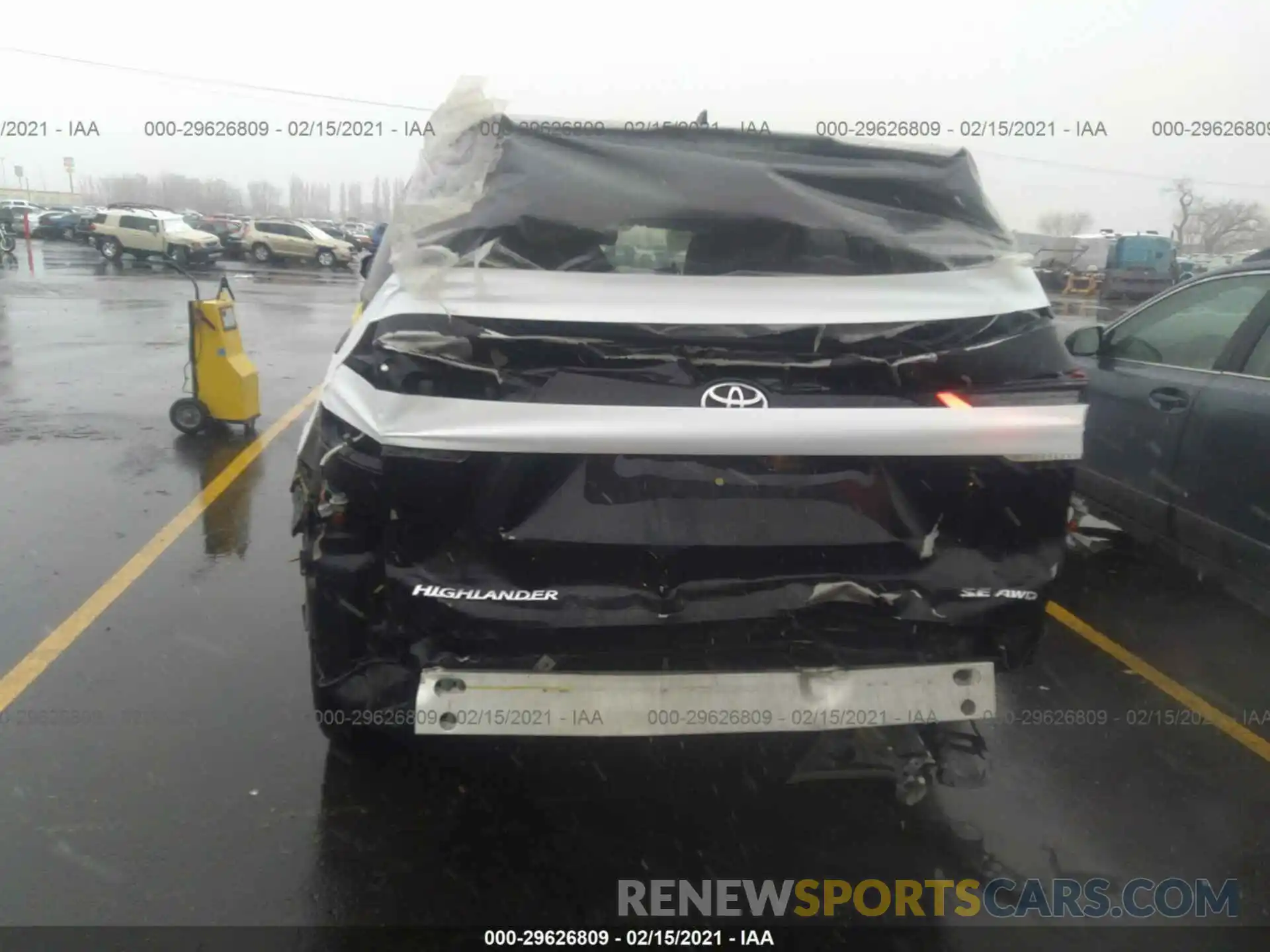 6 Photograph of a damaged car 5TDJZRFHXKS600519 TOYOTA HIGHLANDER 2019